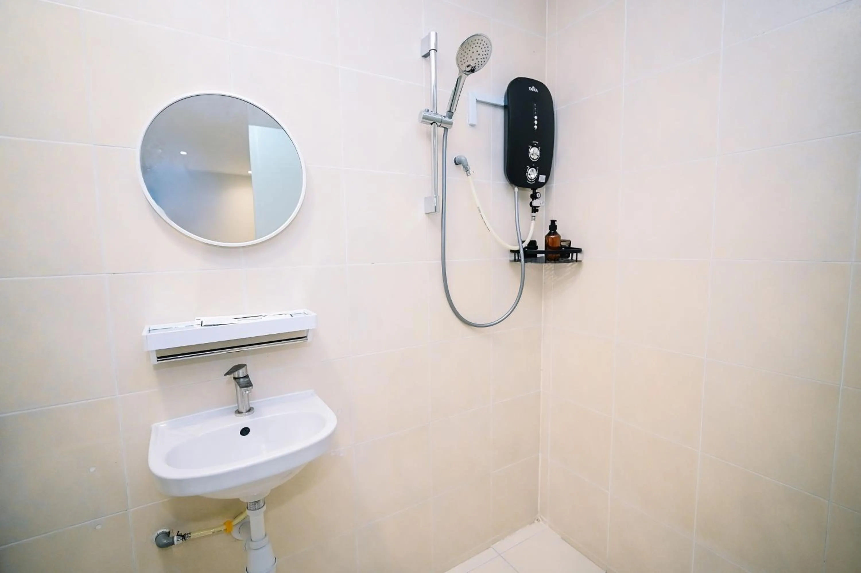 Shower in Swing & Pillows - Times Square, Bukit Bintang