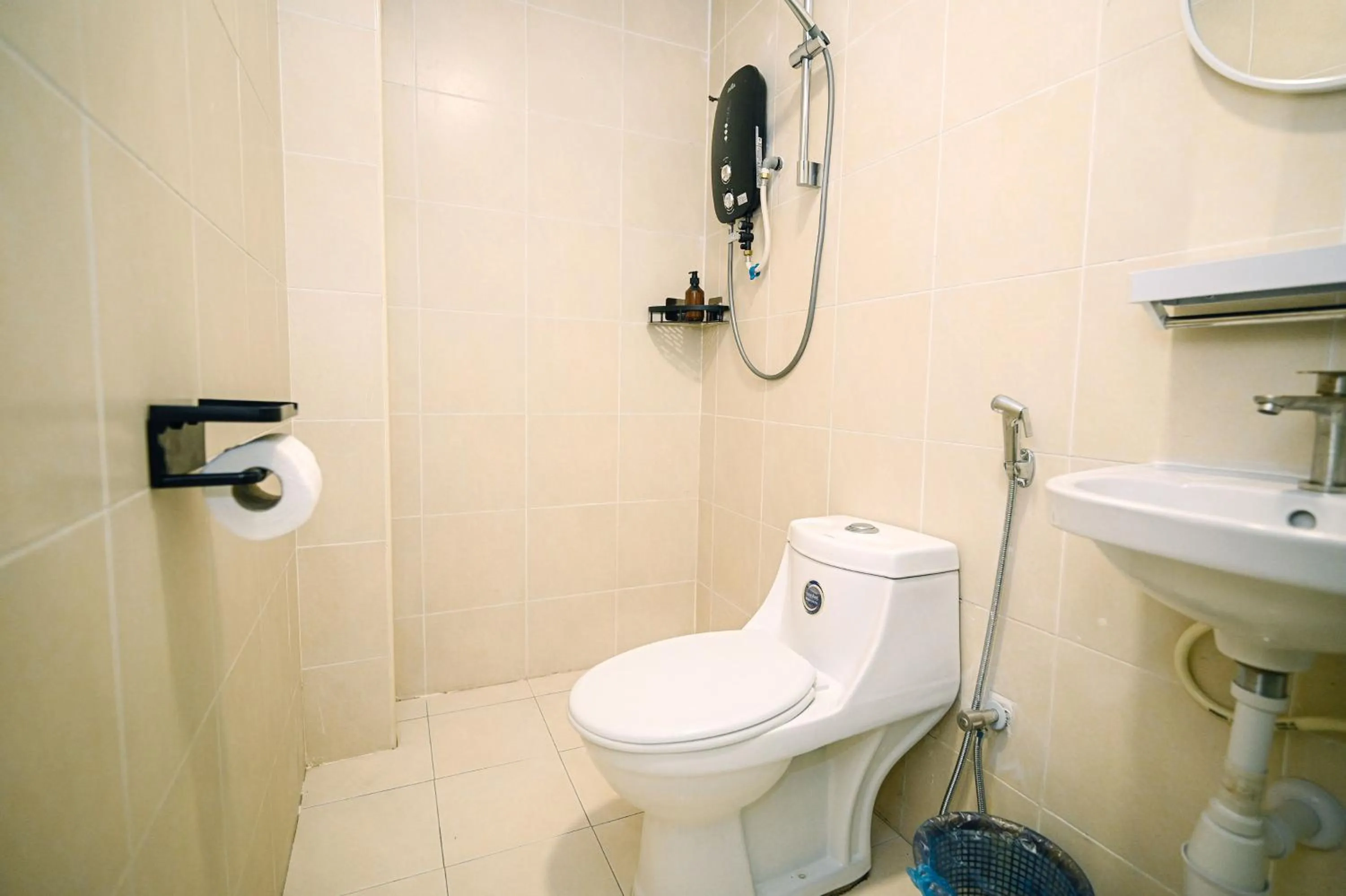 Shower in Swing & Pillows - Times Square, Bukit Bintang