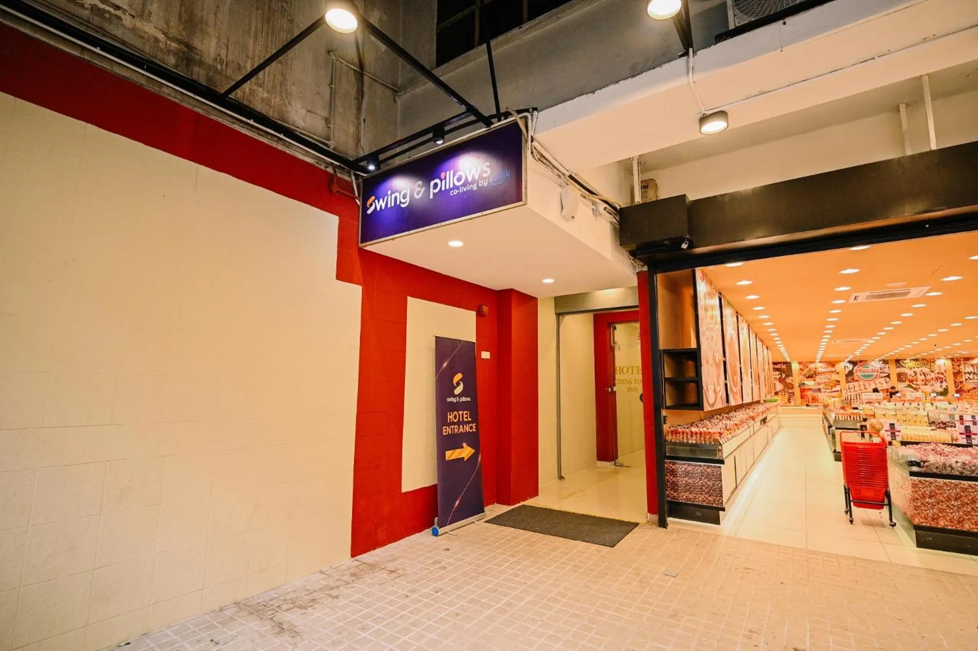 Swing & Pillows - Petaling Street Kuala Lumpur