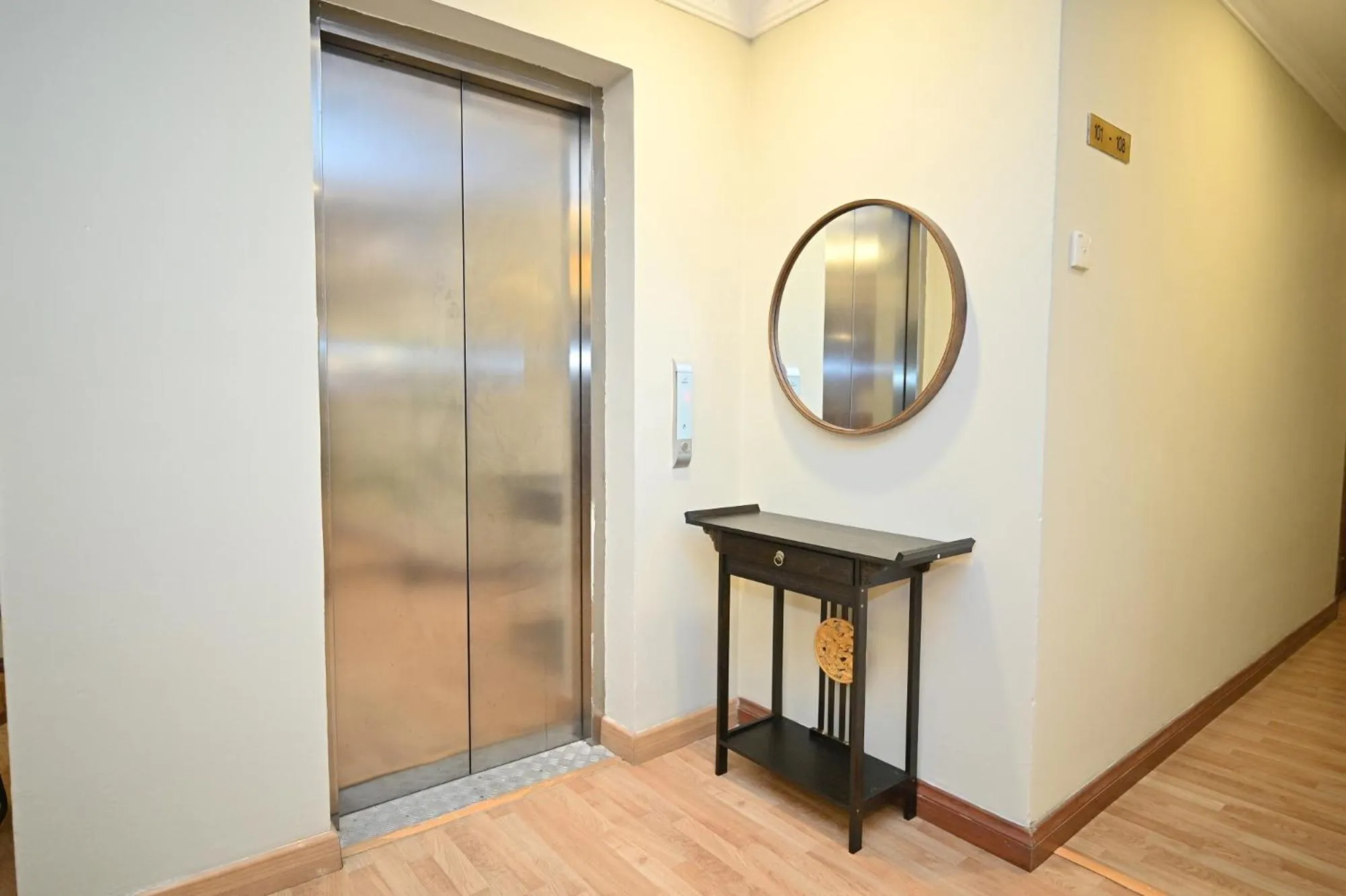 Swing & Pillows - Petaling Street Kuala Lumpur