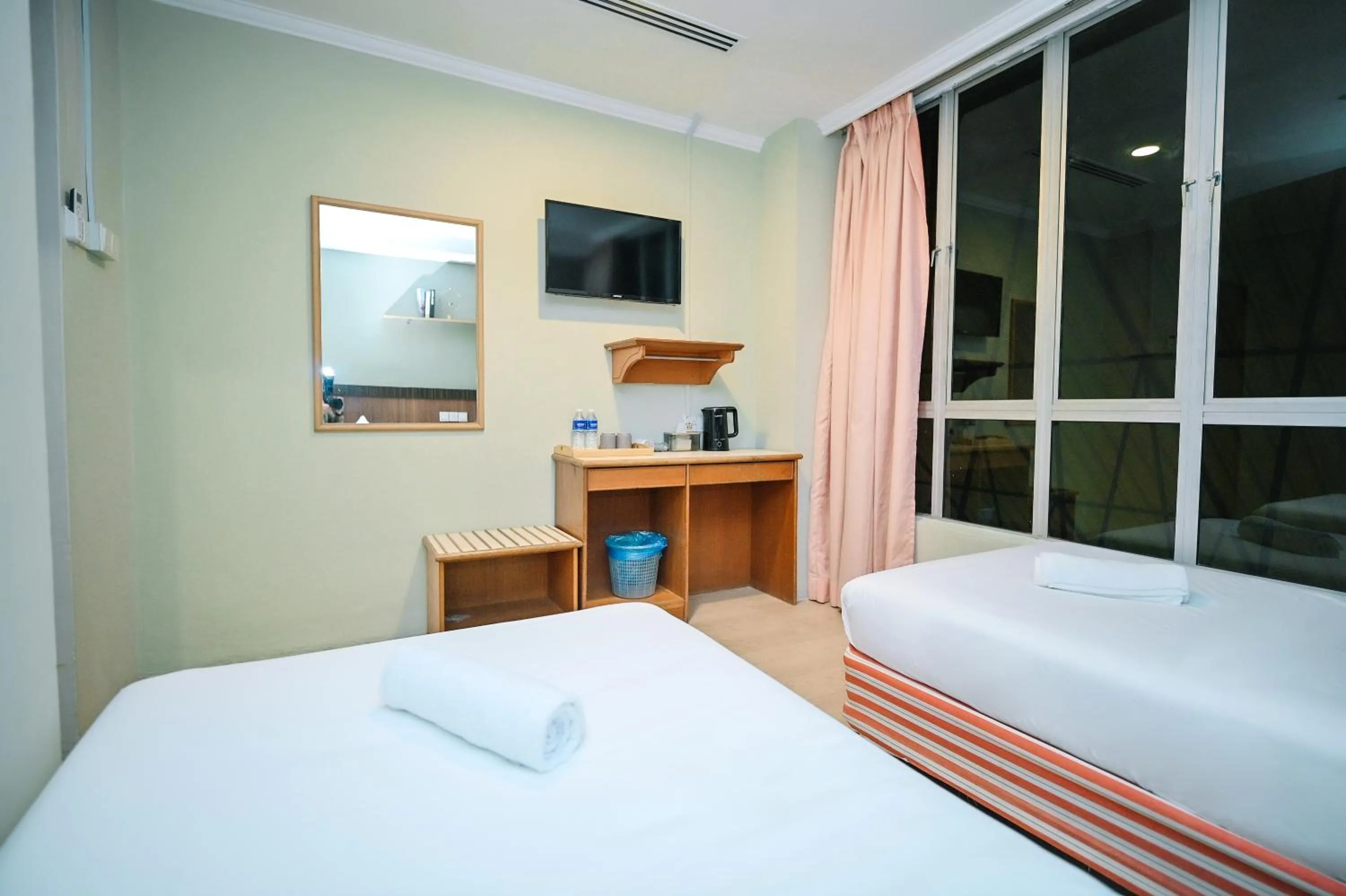 Bed in Swing & Pillows - Petaling Street Kuala Lumpur