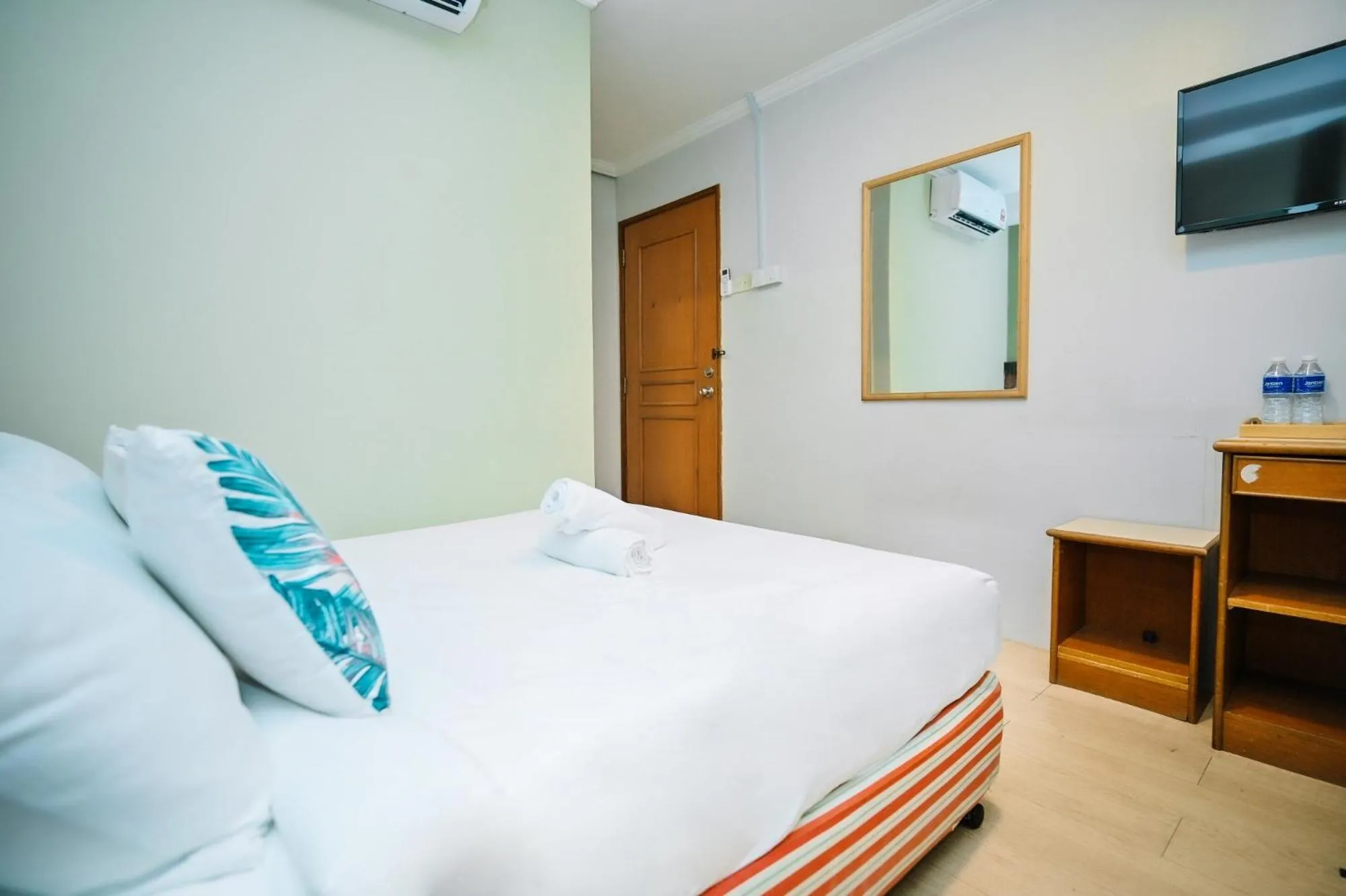 Bed in Swing & Pillows - Petaling Street Kuala Lumpur