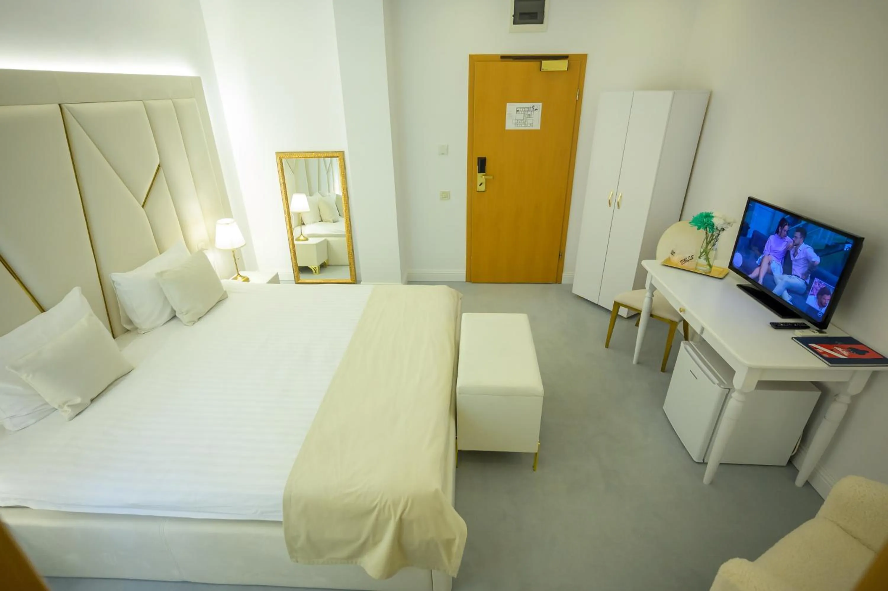 Bed in Hotel Queen Vera