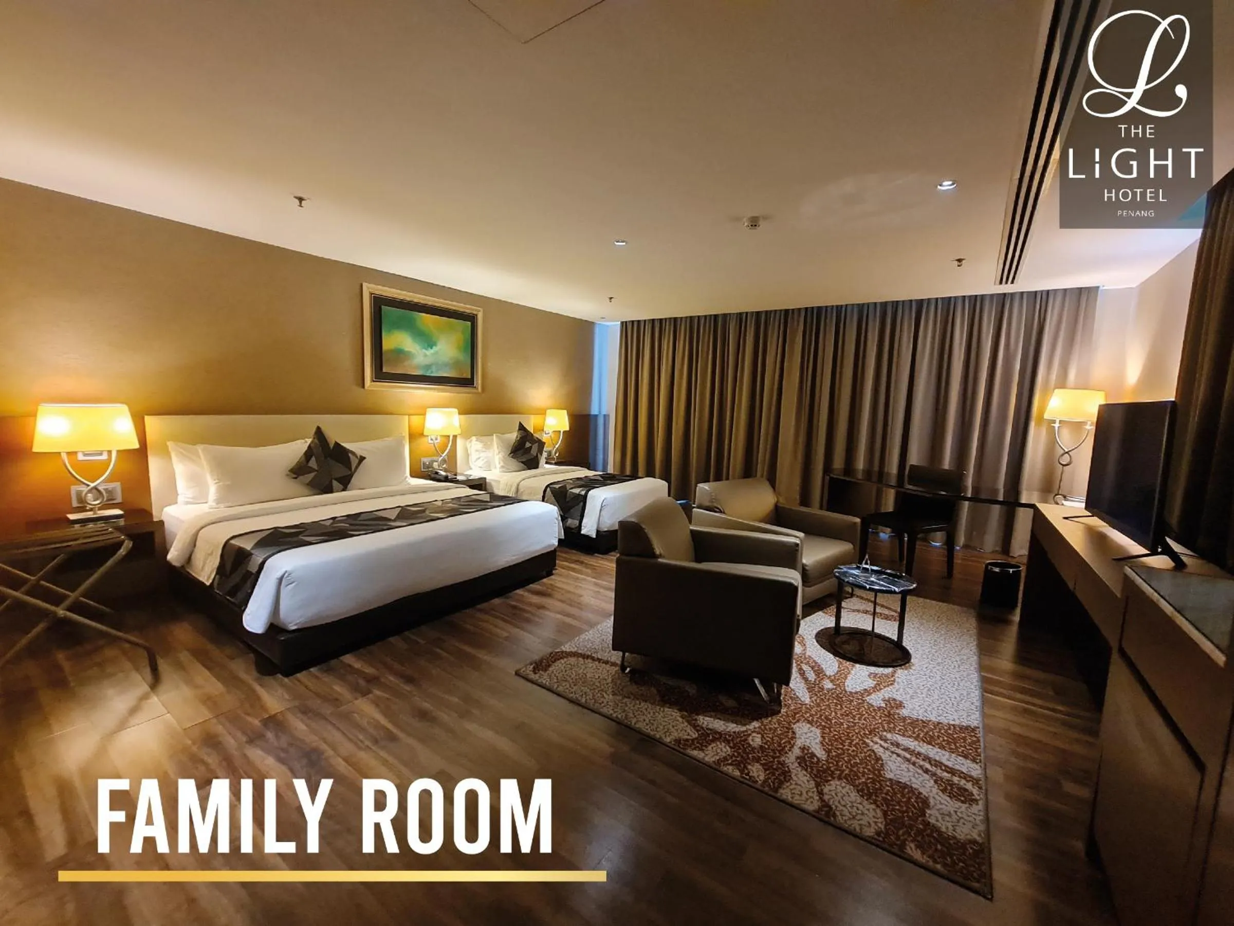 Living room, Bed in The Light Hotel Penang