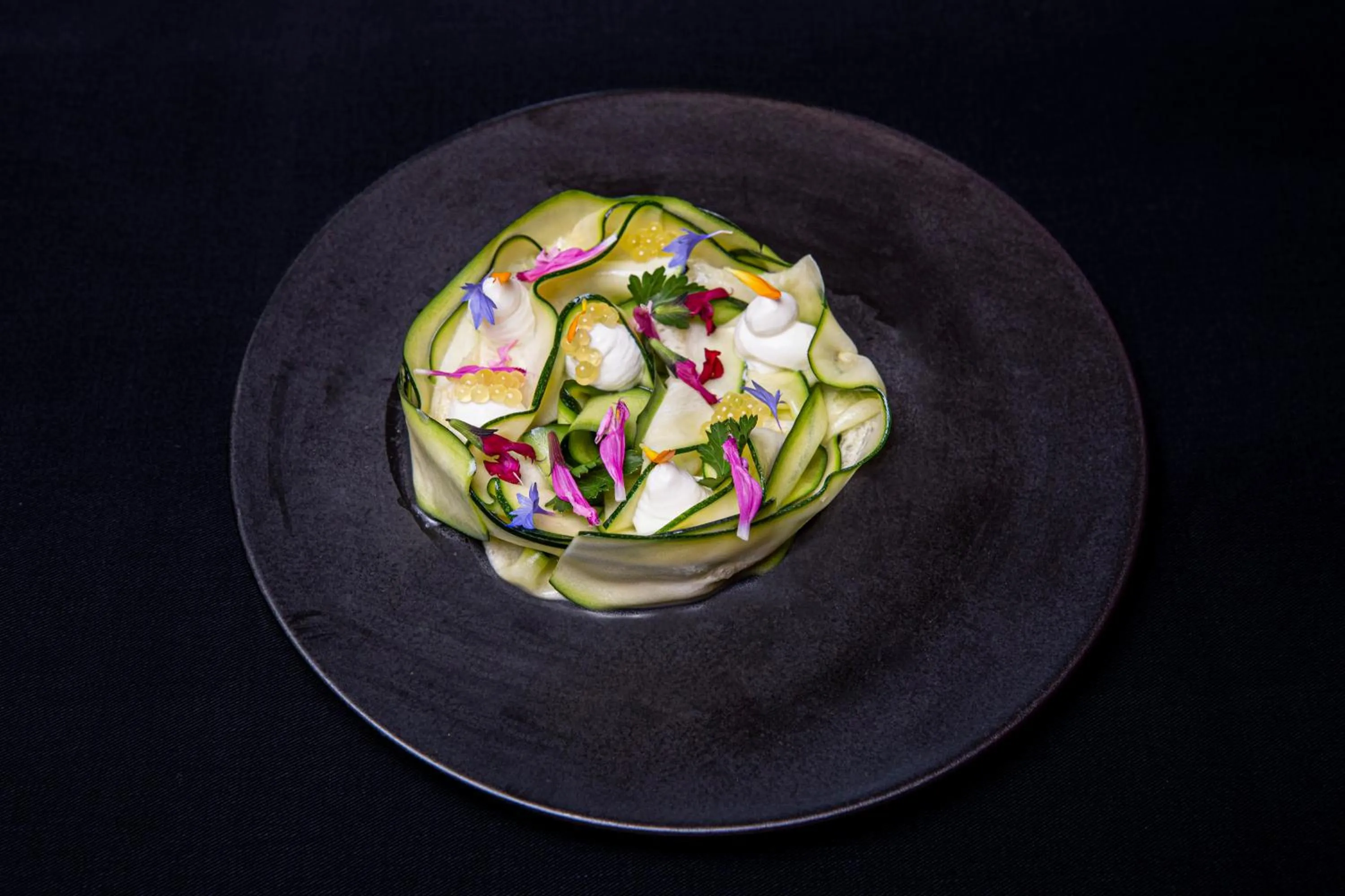 Restaurant/places to eat in Biohotel Schwanen