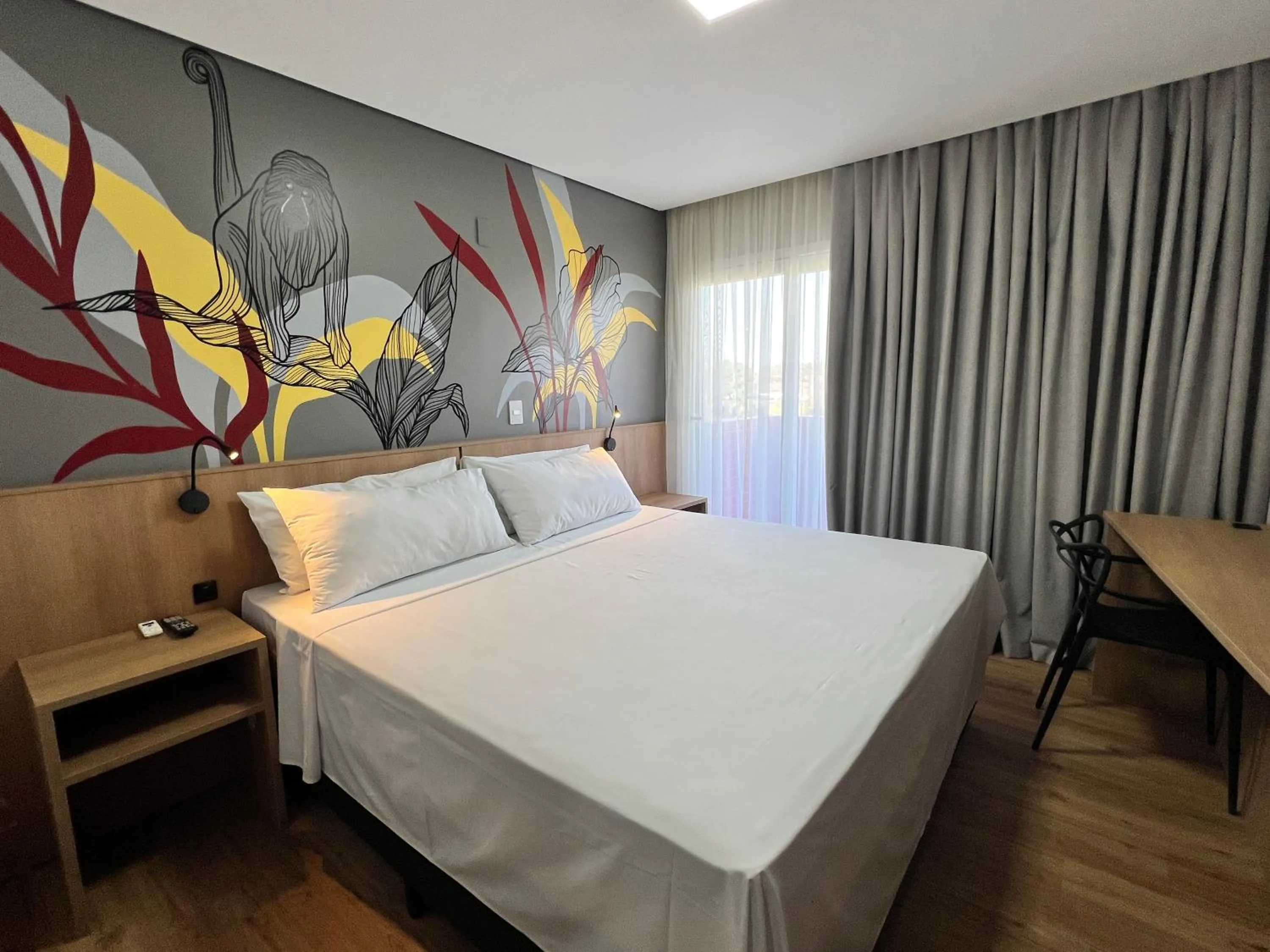 Bed in Ramada Encore Ponta Grossa