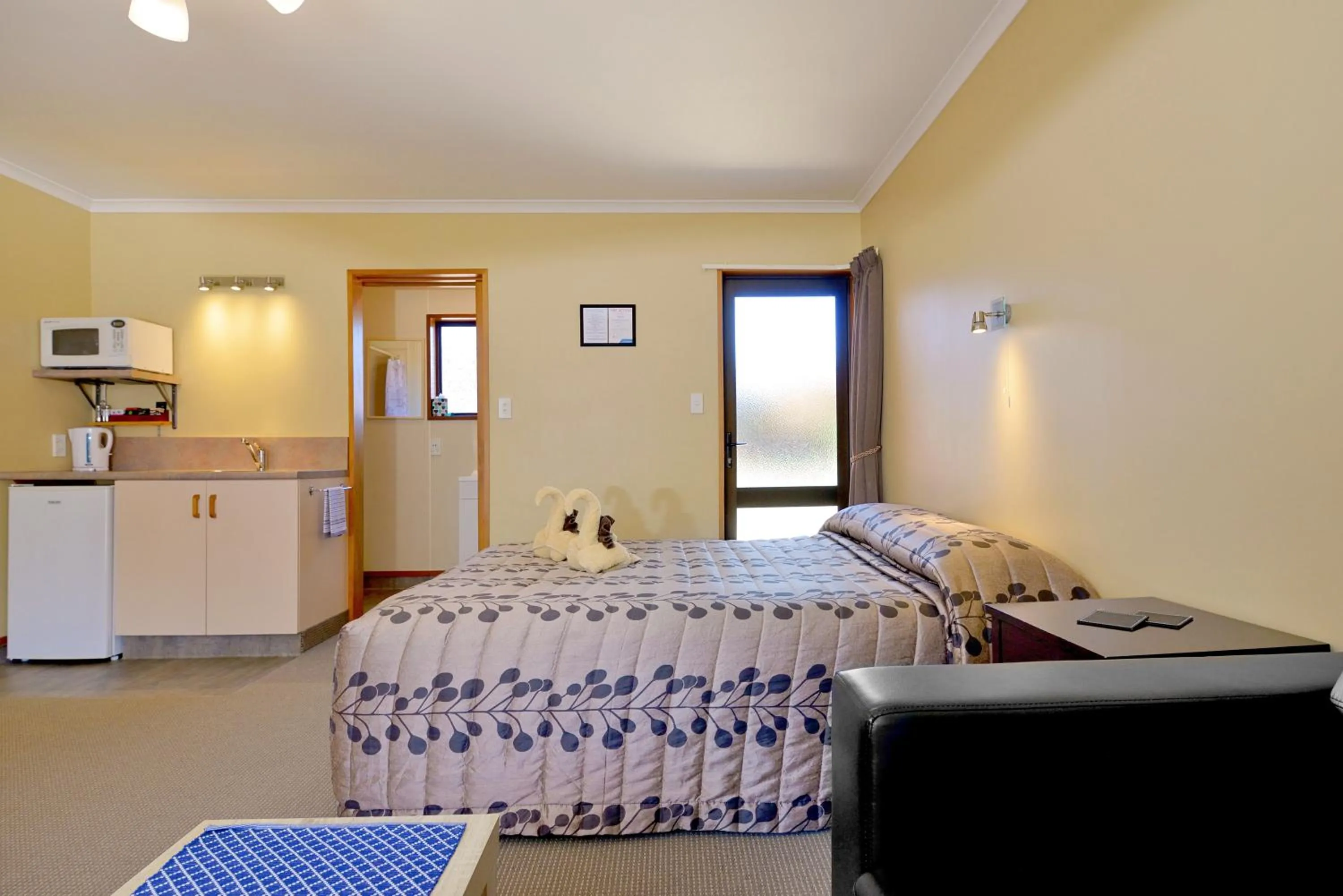 Bed in Mosgiel Regency Motel