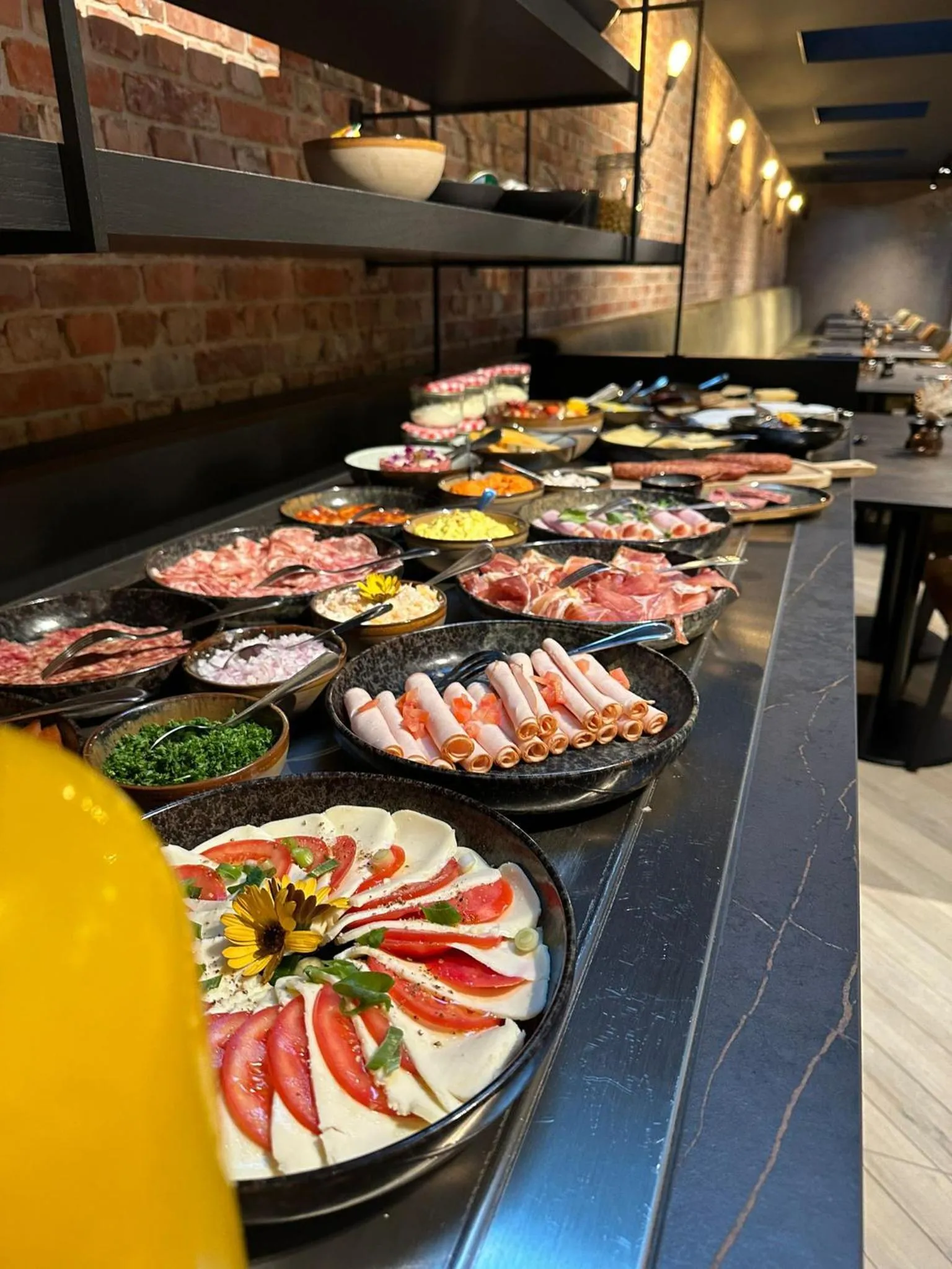 Restaurant/places to eat in B&B Herenhuis