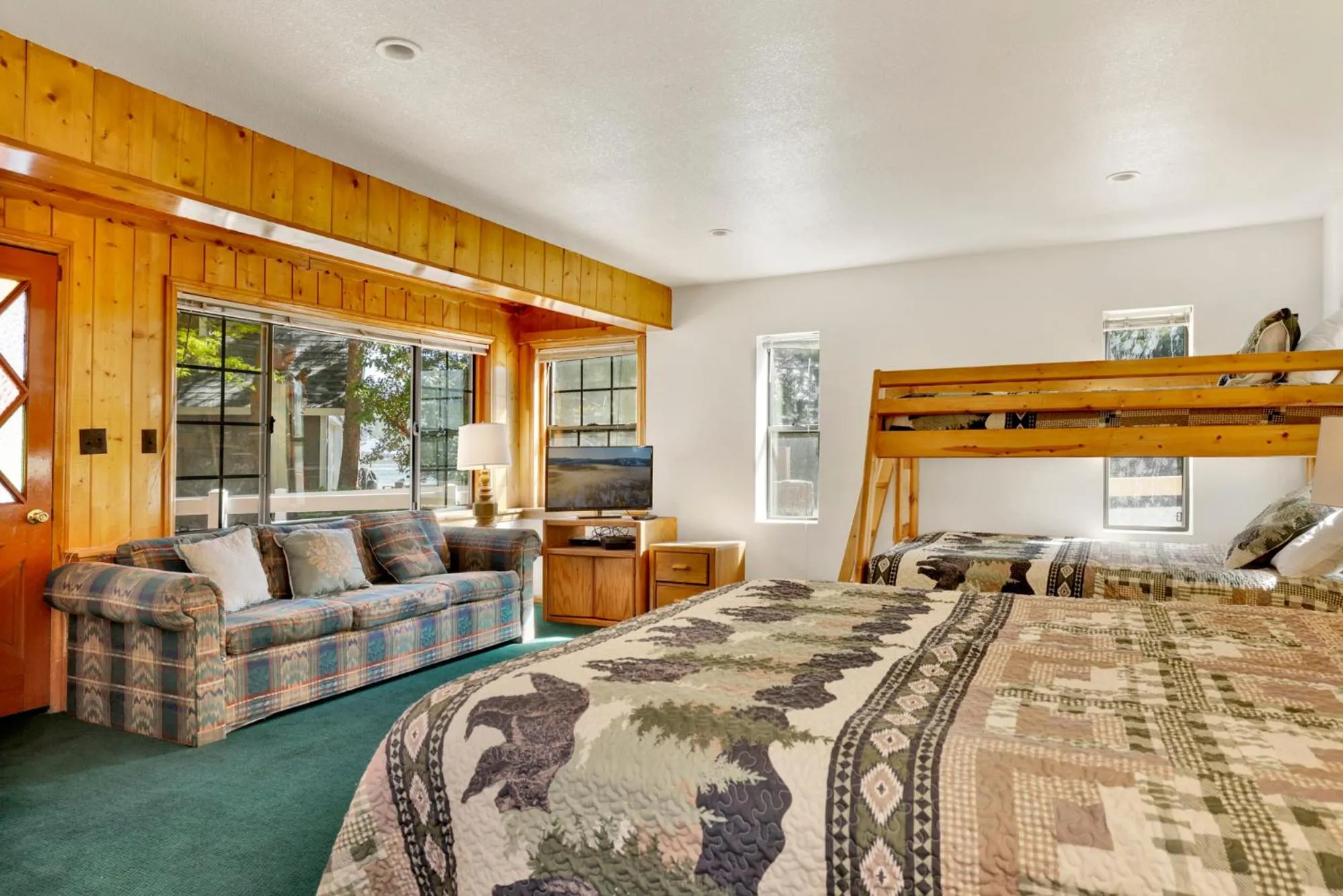 Breezy estate #114