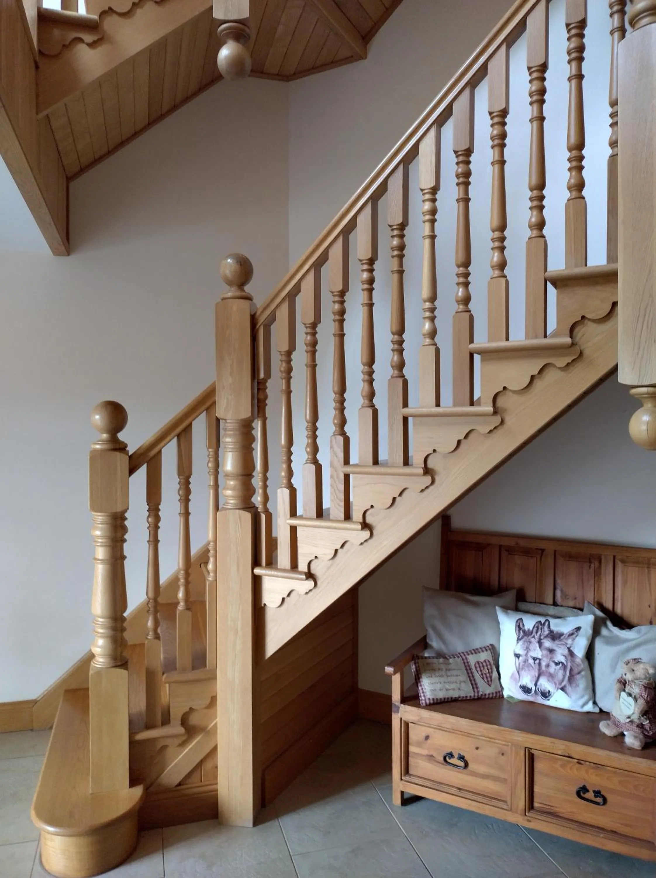 Facade/entrance in Glenn Eireann House