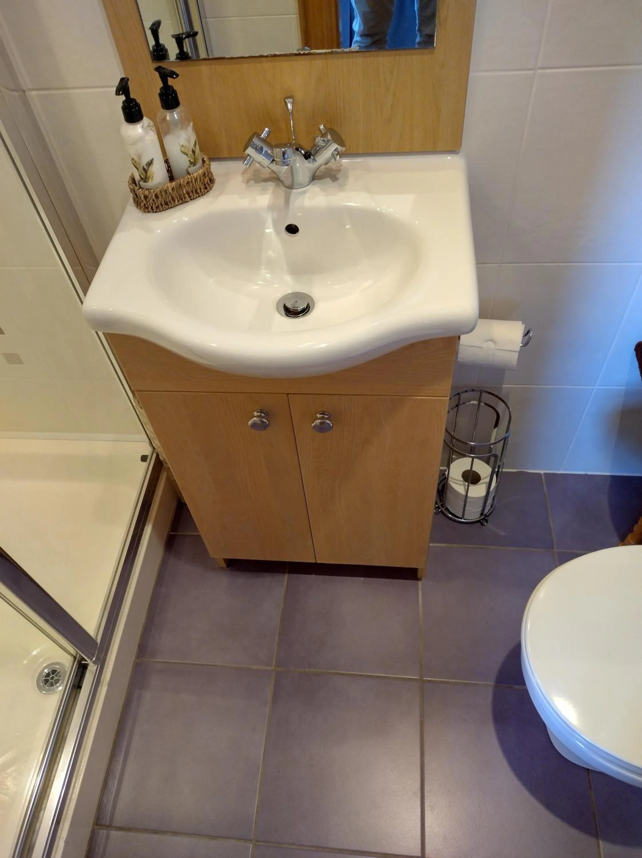 Shower in Glenn Eireann House