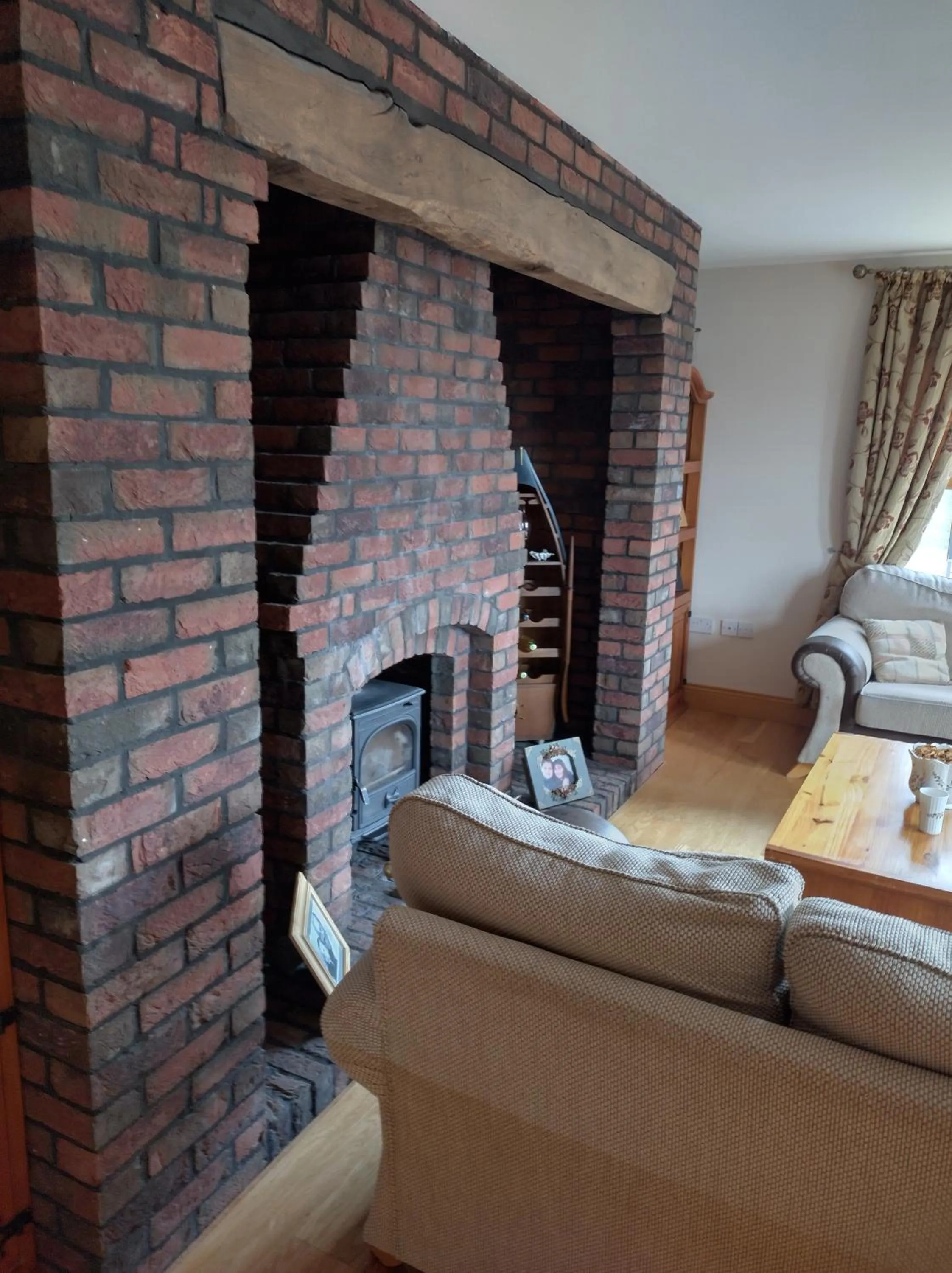 Communal lounge/ TV room, Bed in Glenn Eireann House