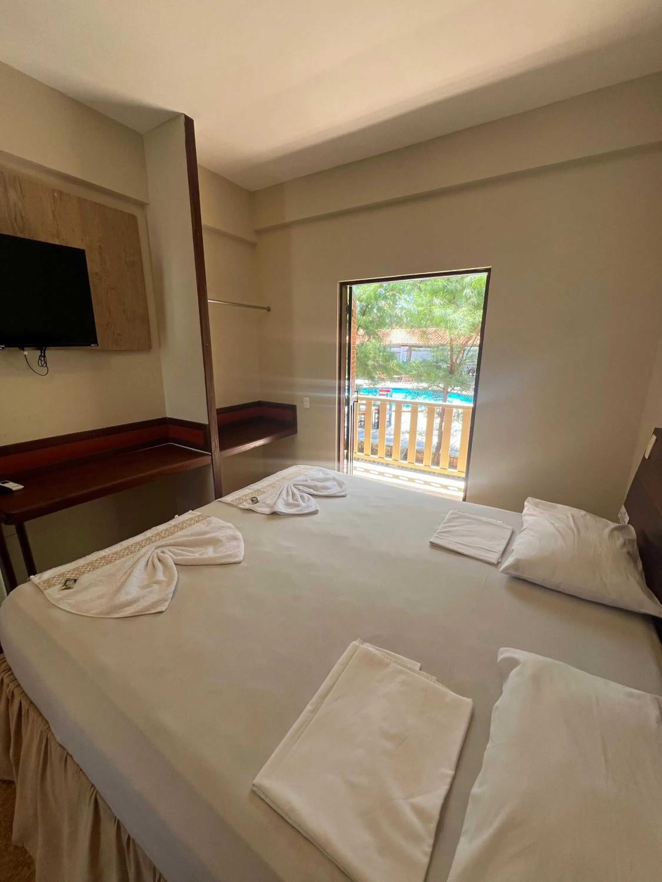 Bedroom, Bed in Porto Futuro Hotel