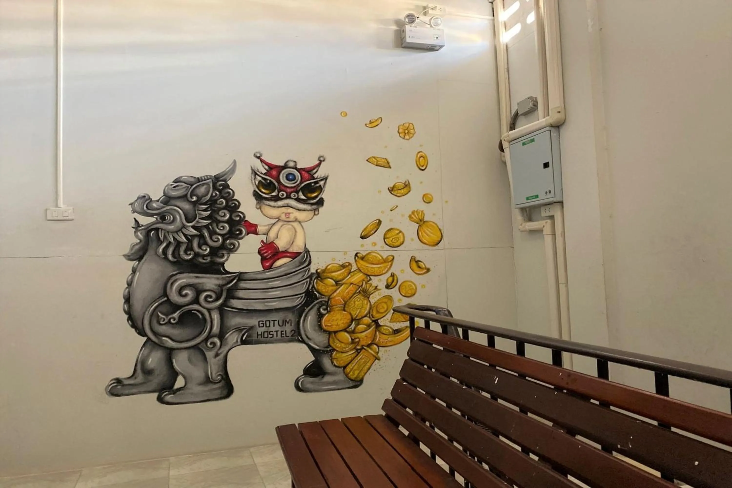 Property building in GOTUM Hostel 2 & Money Exchange