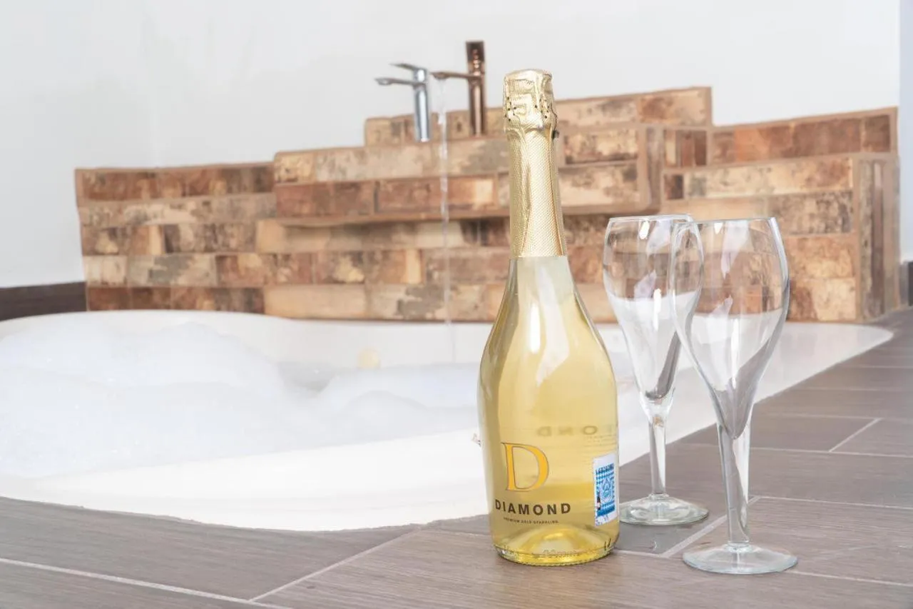 Hot Tub in Hotel Boutique Nueva Valladolid