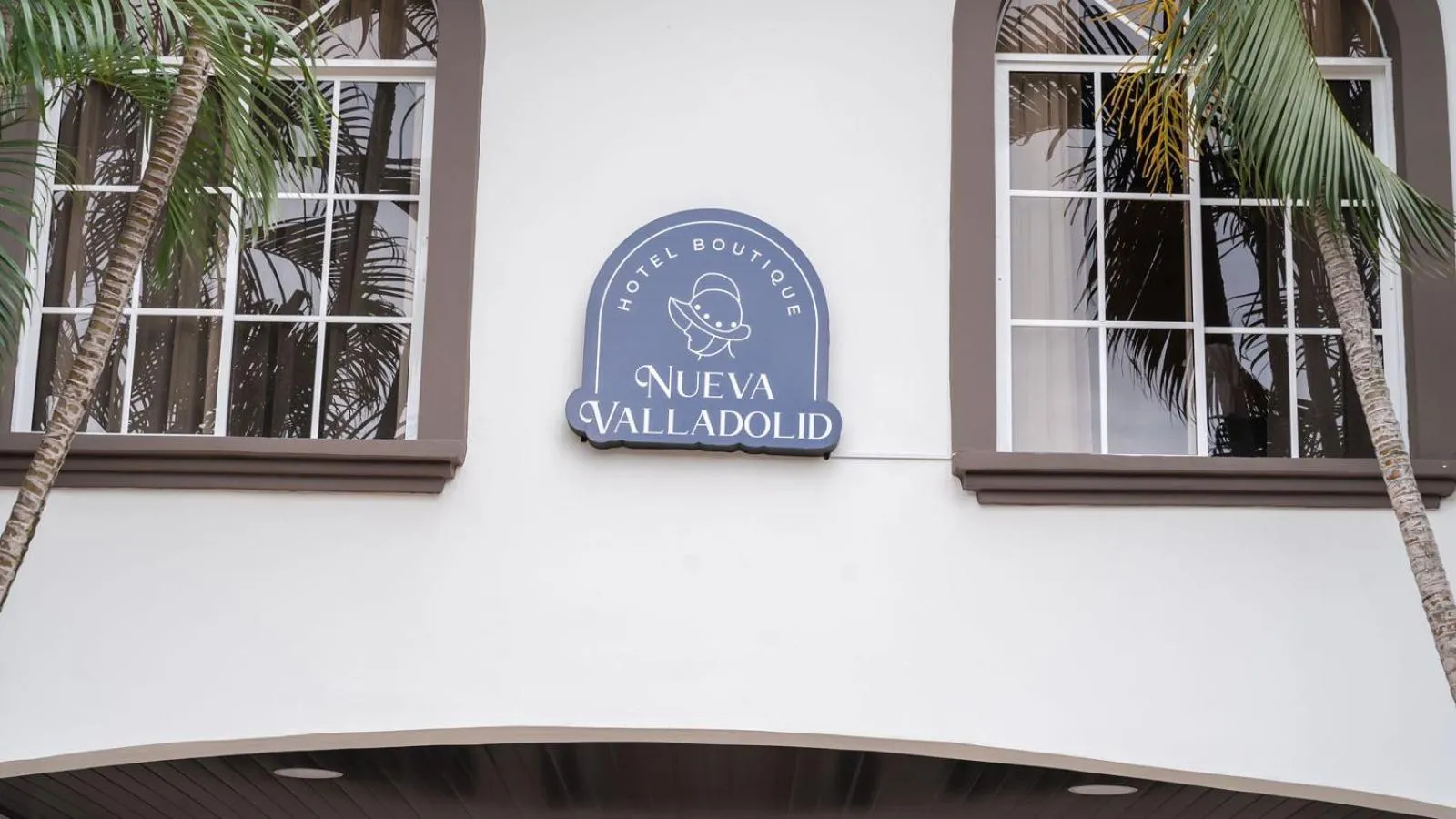 Logo/Certificate/Sign in Hotel Boutique Nueva Valladolid