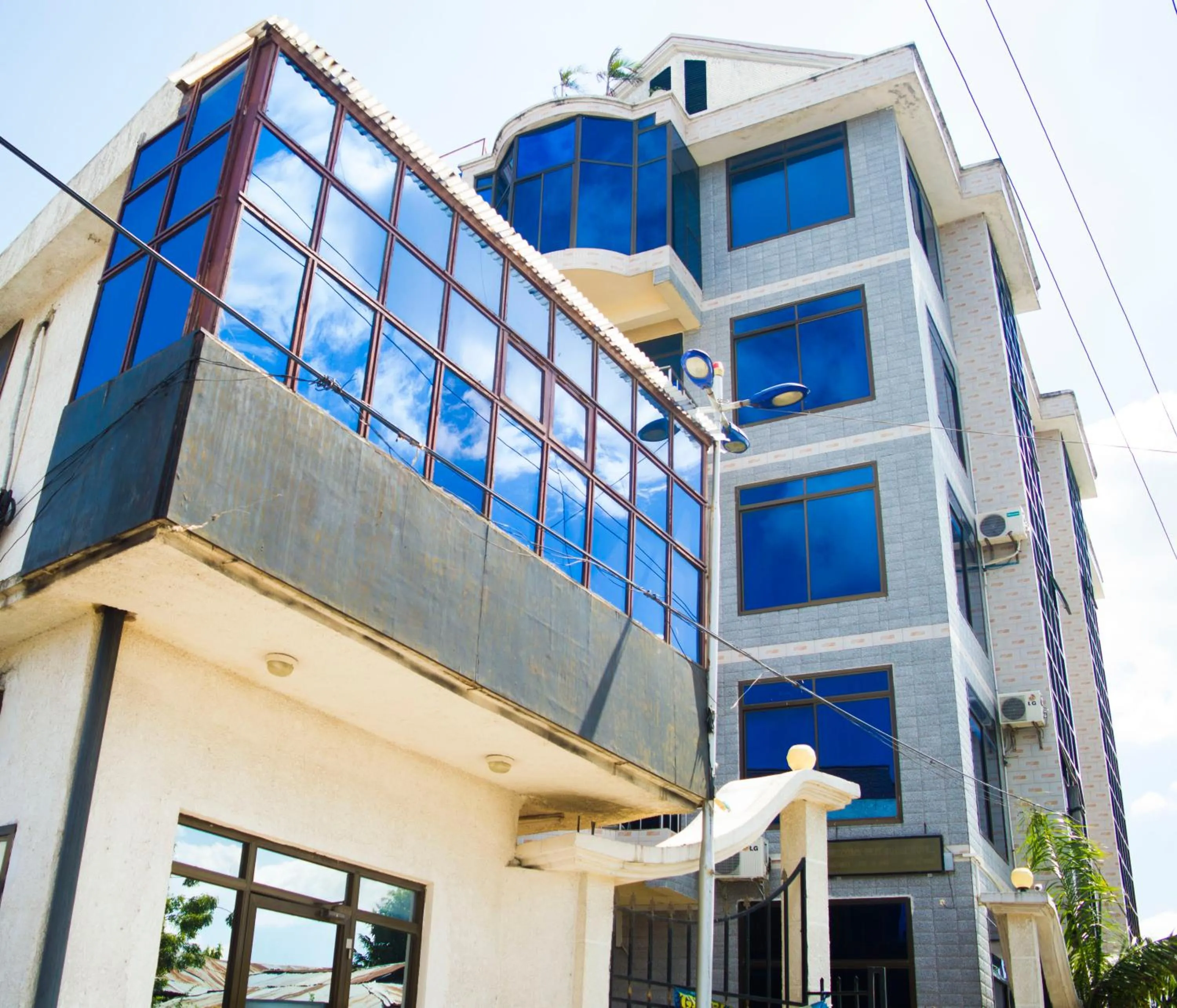 Property building, Facade/Entrance in Best Point Hotel