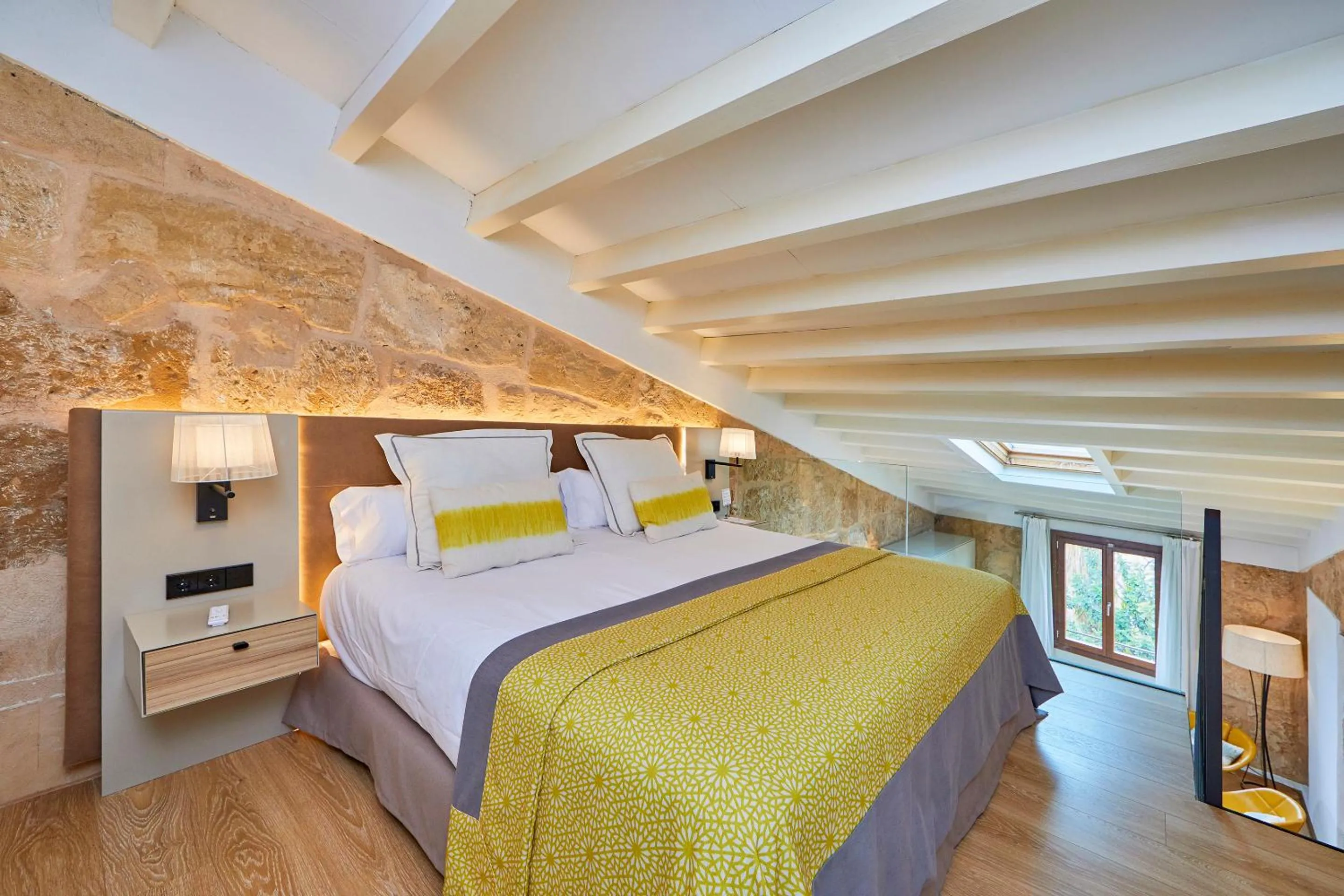 Bed in Santa Clara Urban Hotel & Spa