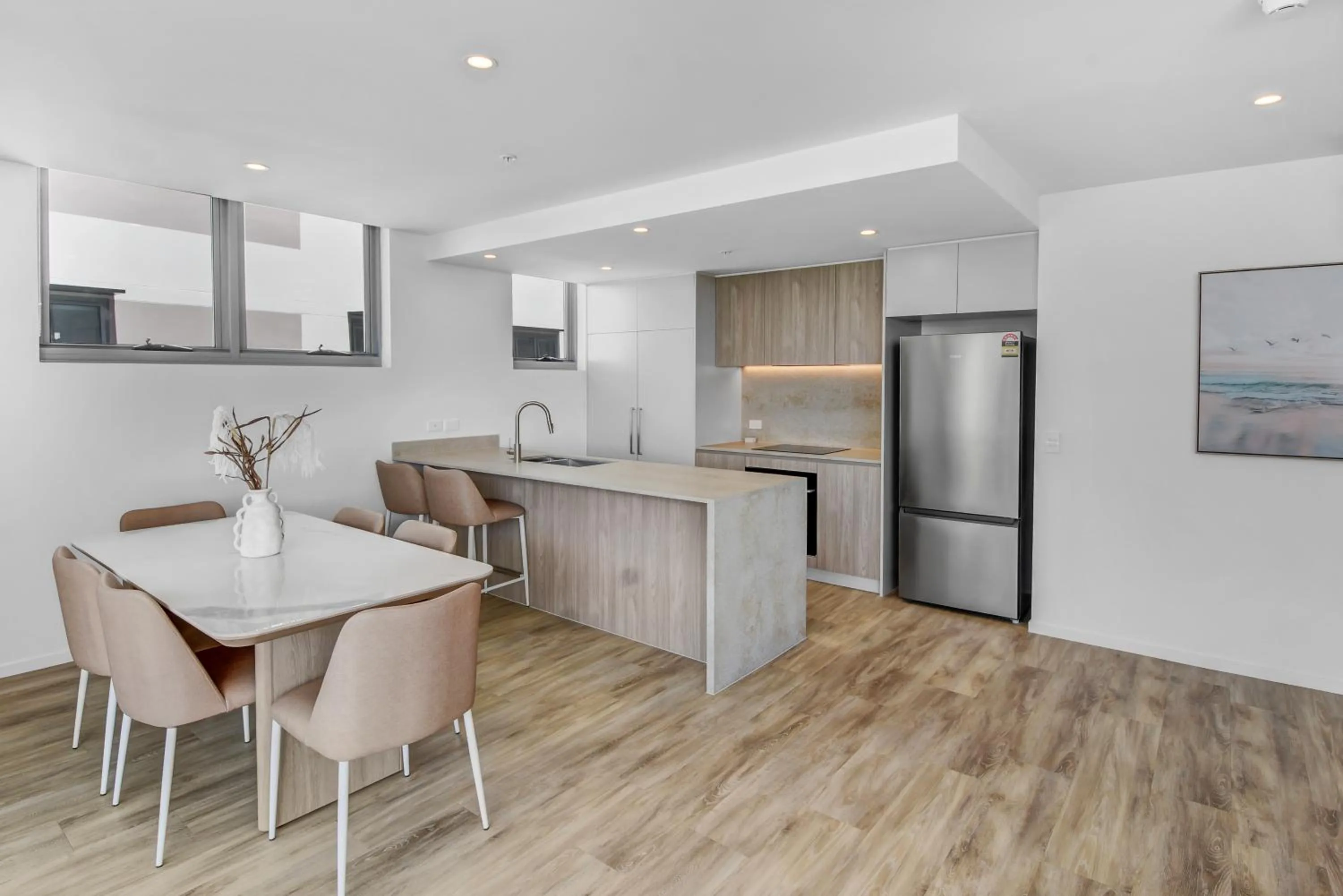 Kitchen or kitchenette in Lowanna Beach Resort Kawana