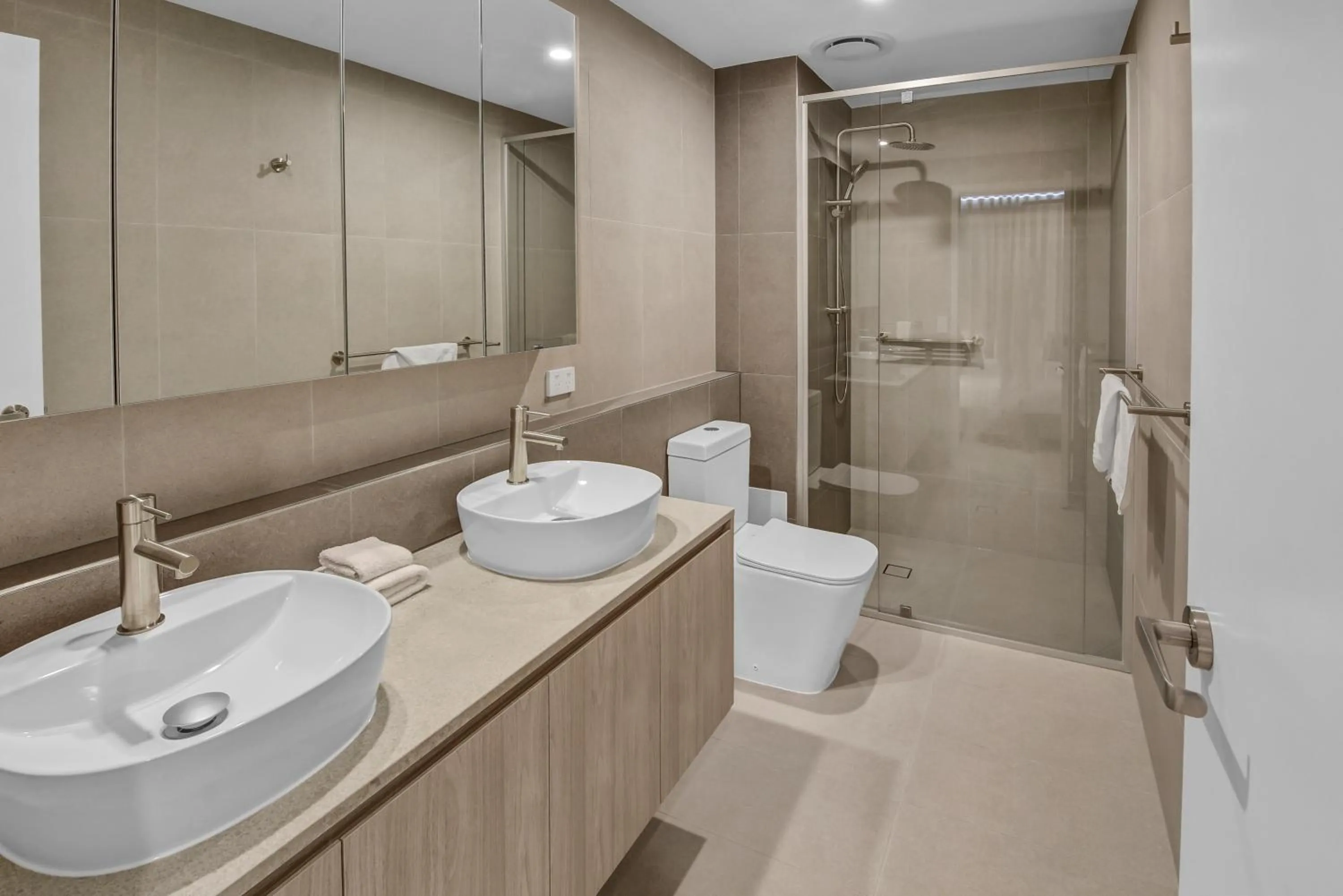 Bathroom in Lowanna Beach Resort Kawana