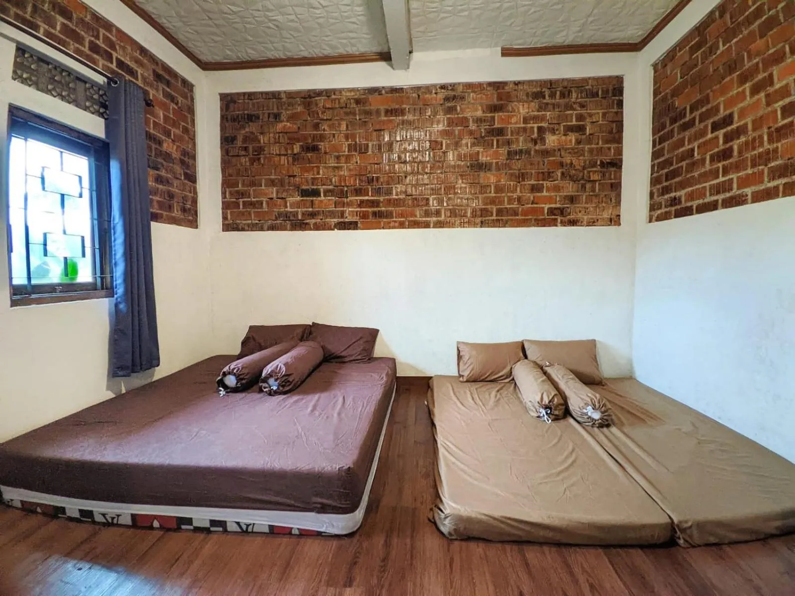 Bed in Omah Trasan Pangrango