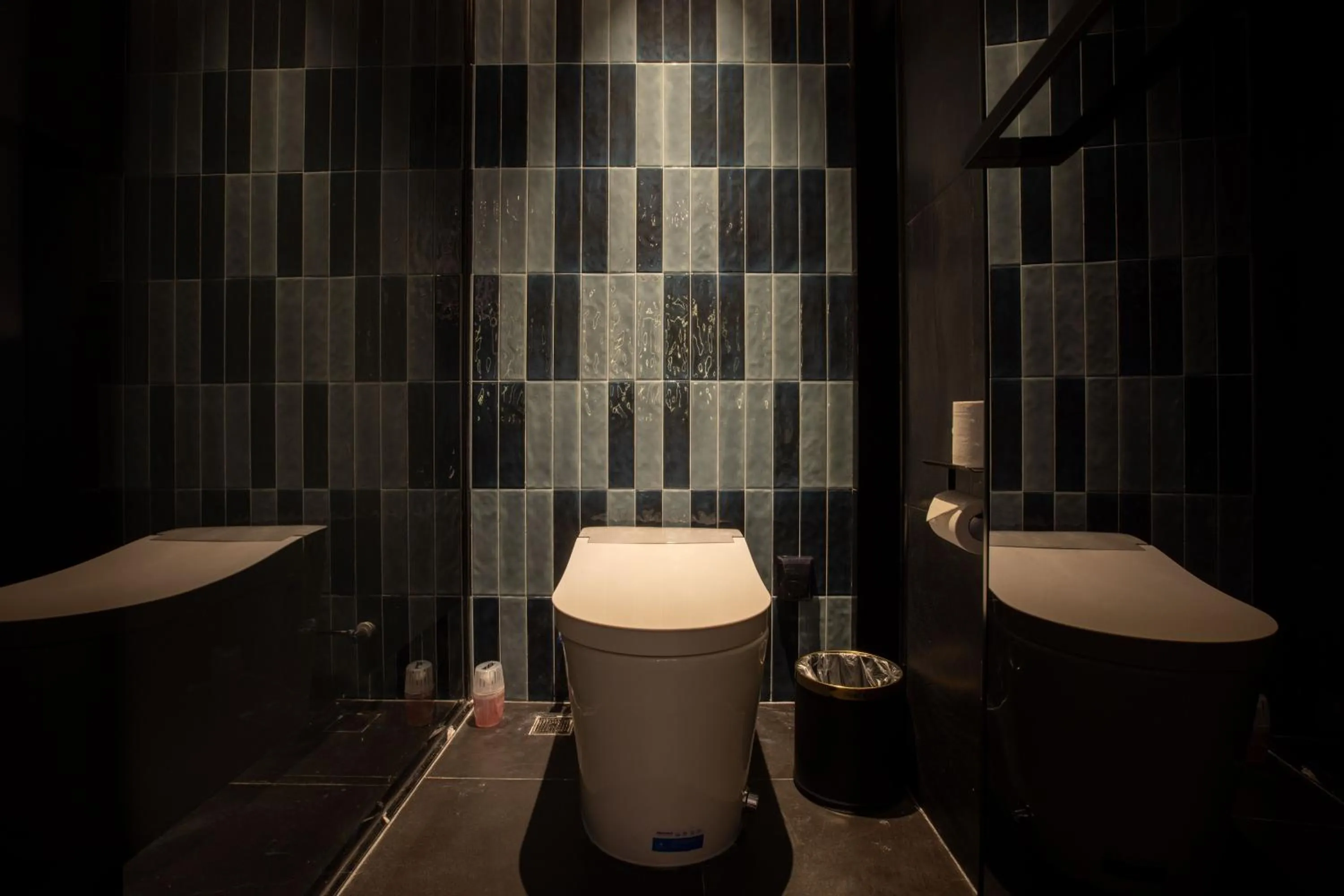 Toilet in Maison New Century Hotel Cixi Hangzhou Bay