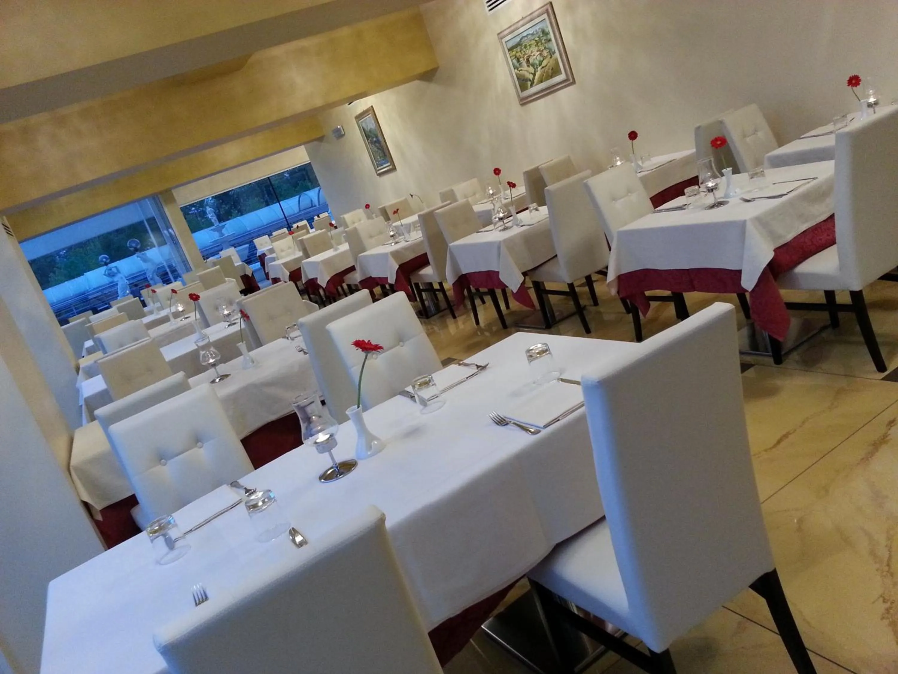 Lounge or bar in Palace Hotel & SPA La CONCHIGLIA D' ORO