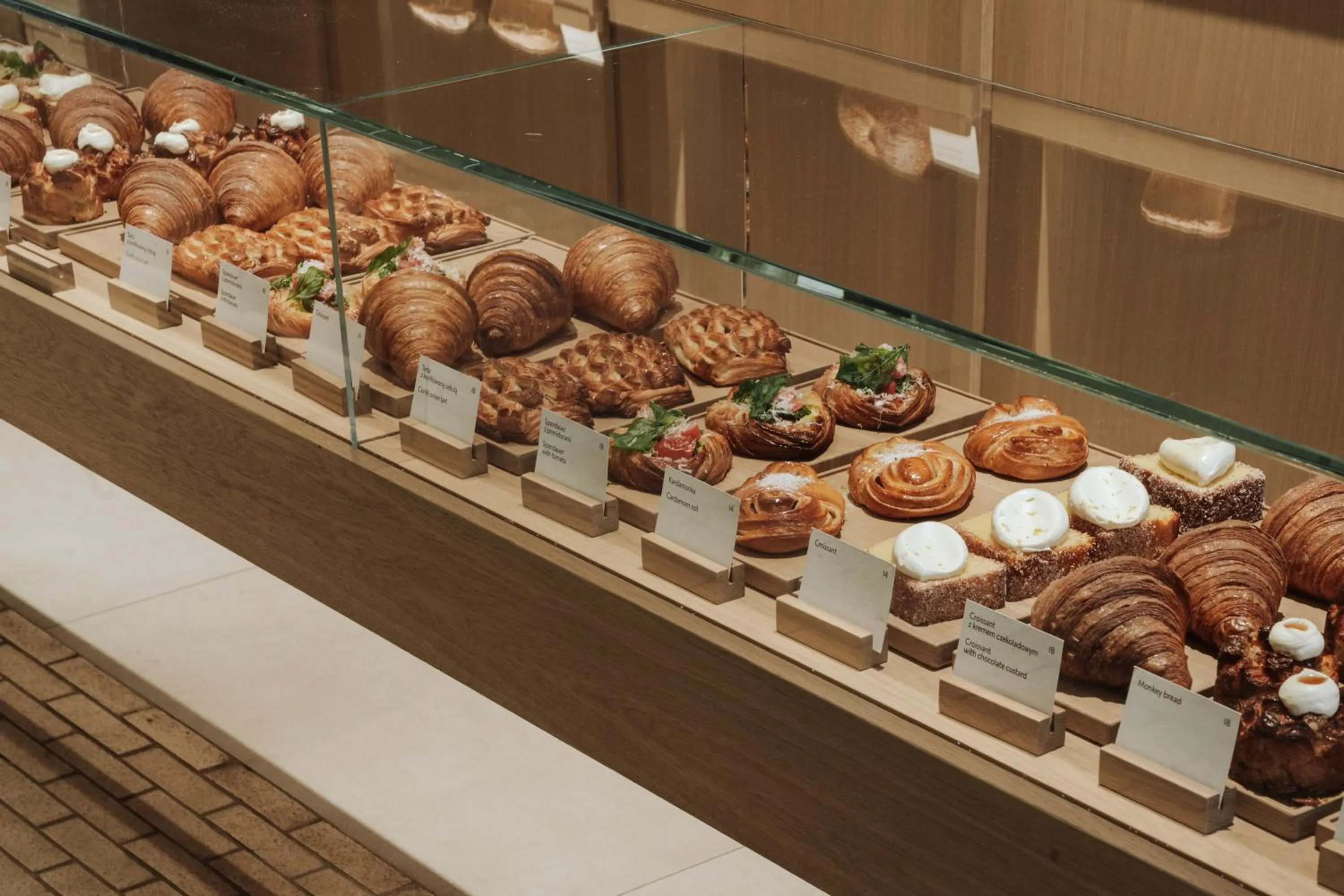 Restaurant/places to eat in PURO Warszawa Stare Miasto