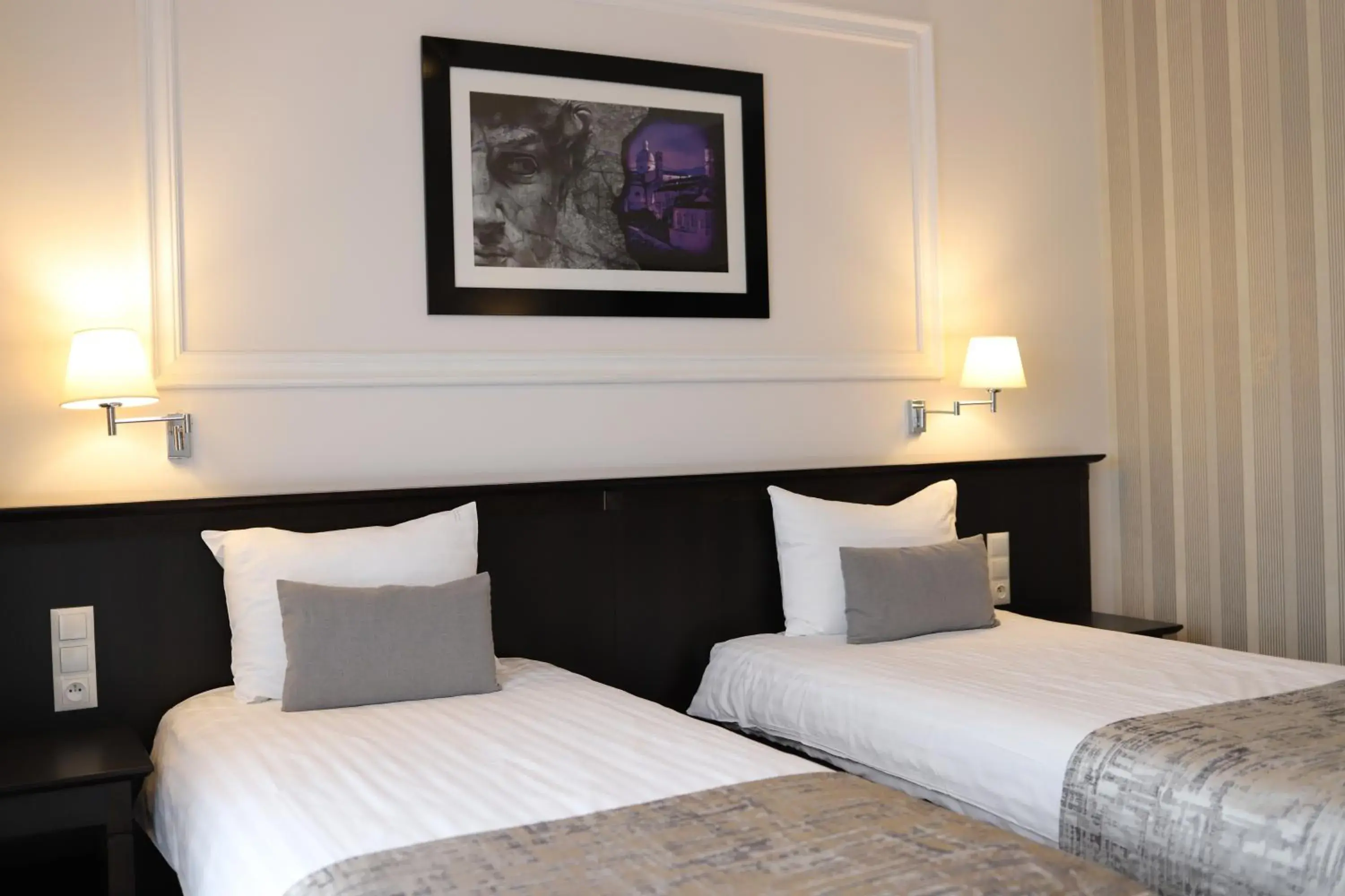 Large Single Room - single occupancy in Hotel Toscania Large Single Room - single occupancy in Hotel Toscania