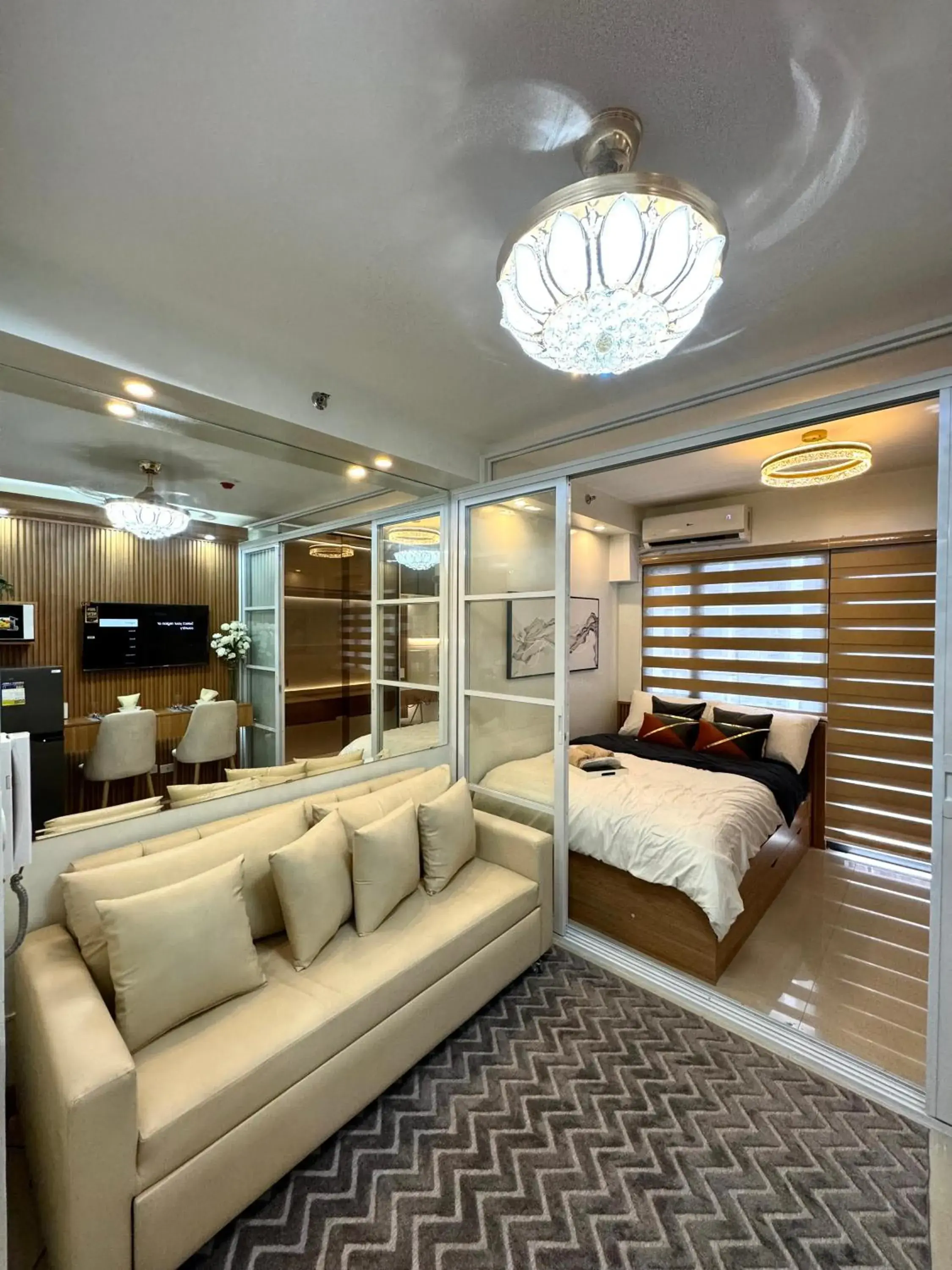 Katkat Shore 2 Staycation Katkat Shore 2 Staycation