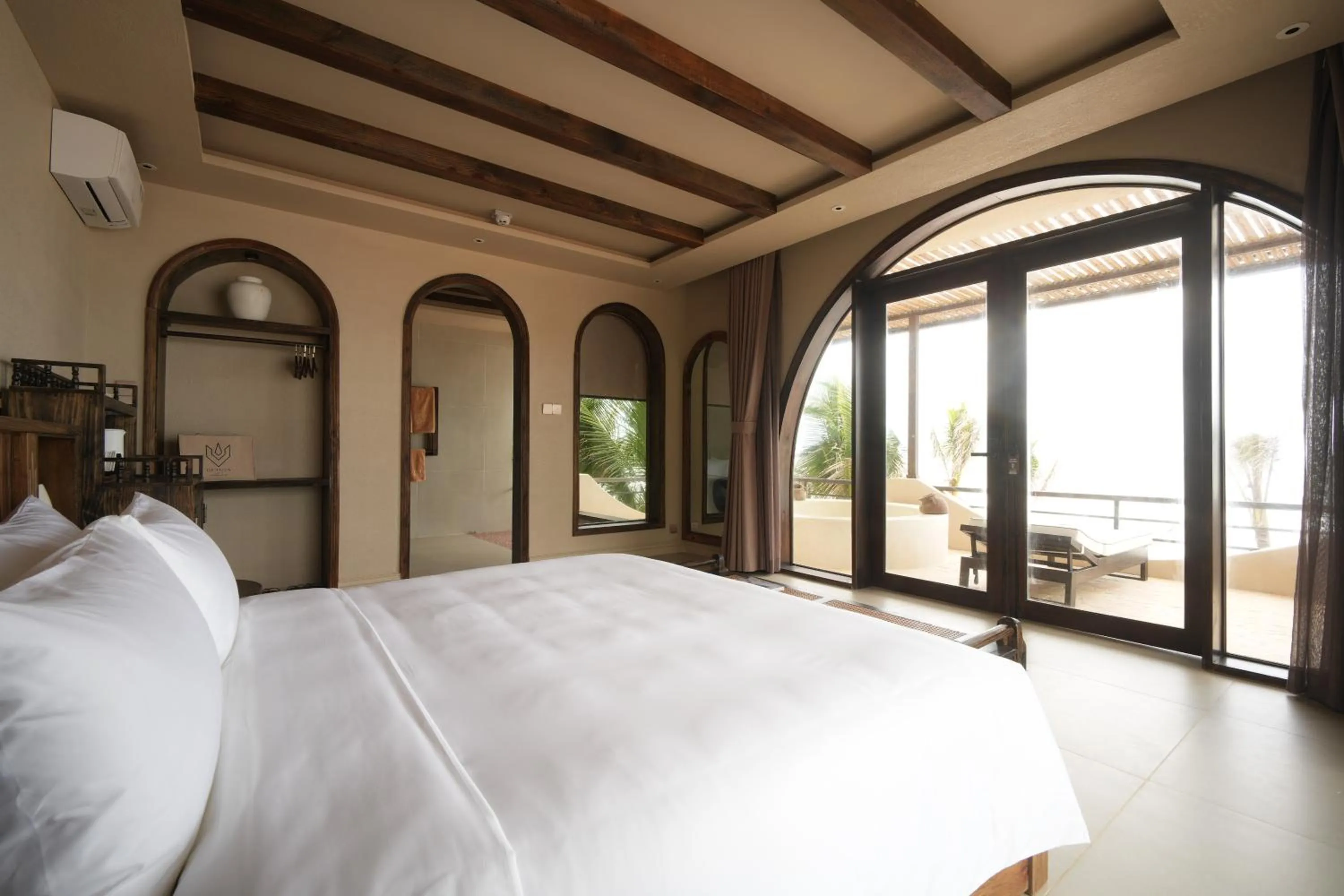 Bedroom, Bed in De' Tuva Resort Mui Ne