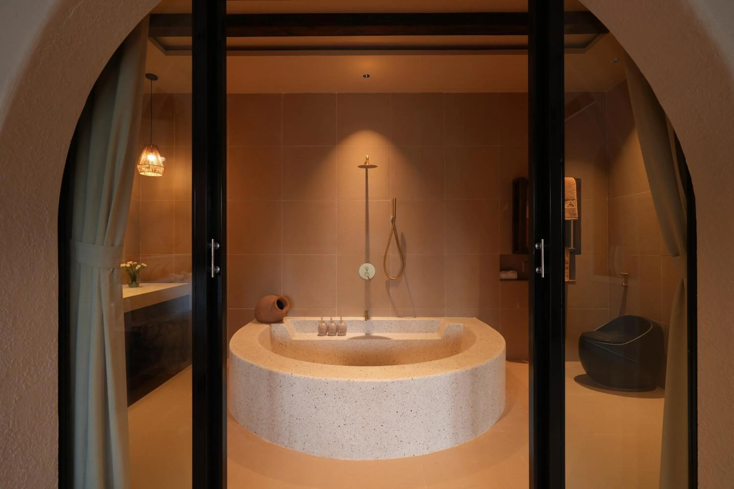 Shower in De' Tuva Resort Mui Ne