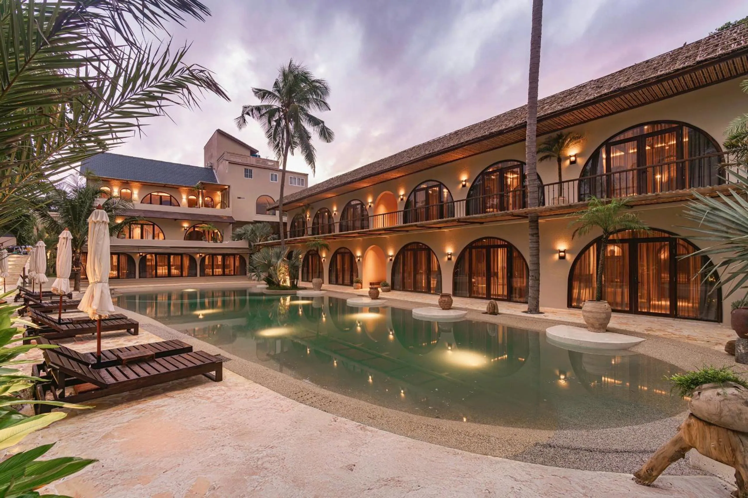 Swimming pool in De' Tuva Resort Mui Ne