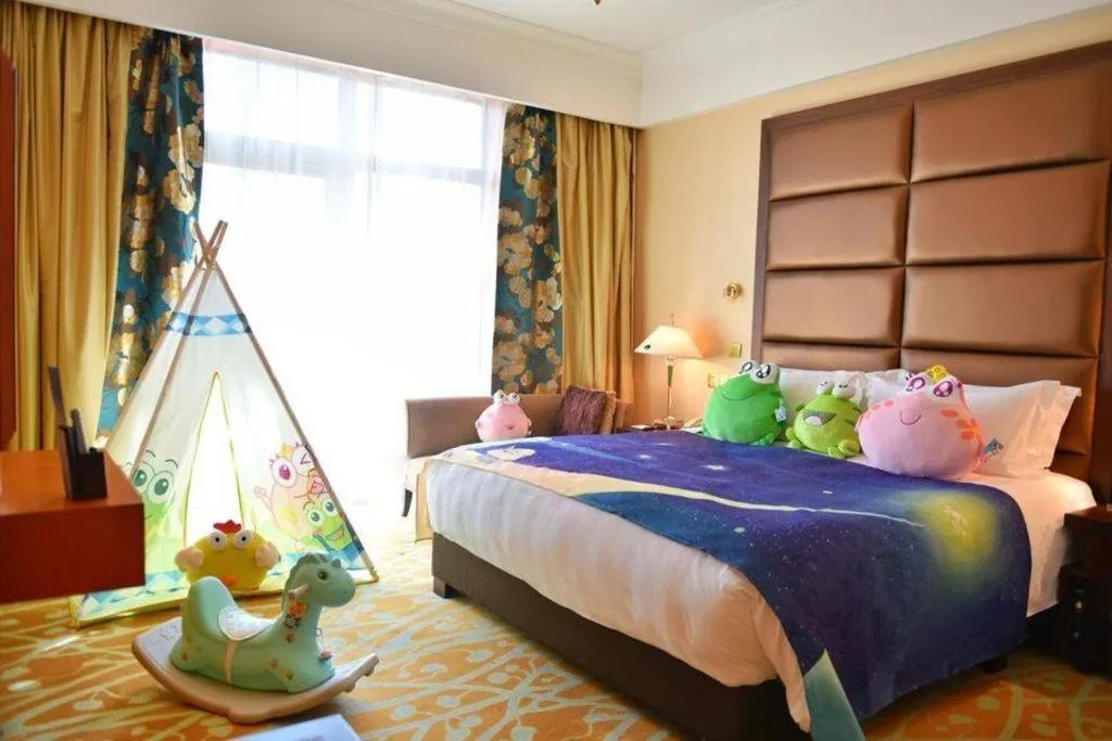 Bed in Sichuan Jinjiang Hotel