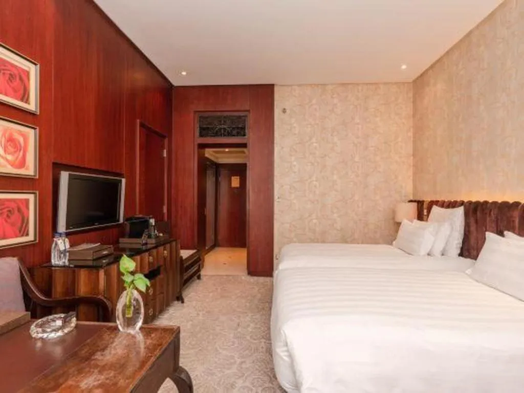 Bed in Sichuan Jinjiang Hotel