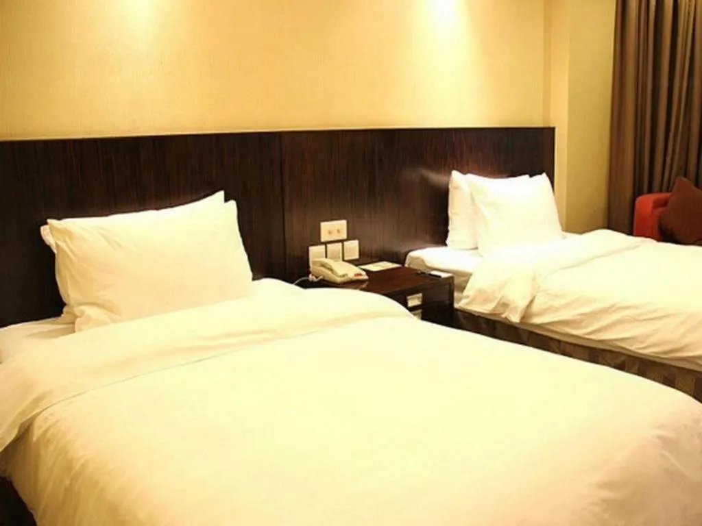 Bed in Sichuan Jinjiang Hotel