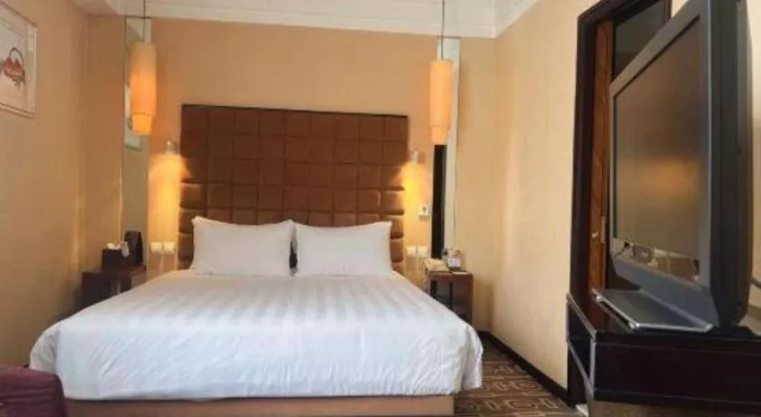 Bed in Sichuan Jinjiang Hotel