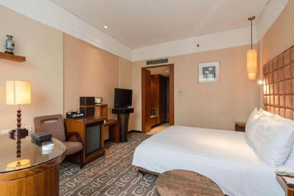 Bed in Sichuan Jinjiang Hotel