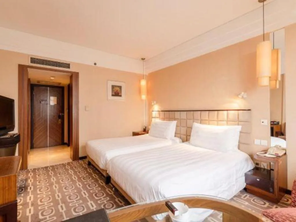 Bed in Sichuan Jinjiang Hotel