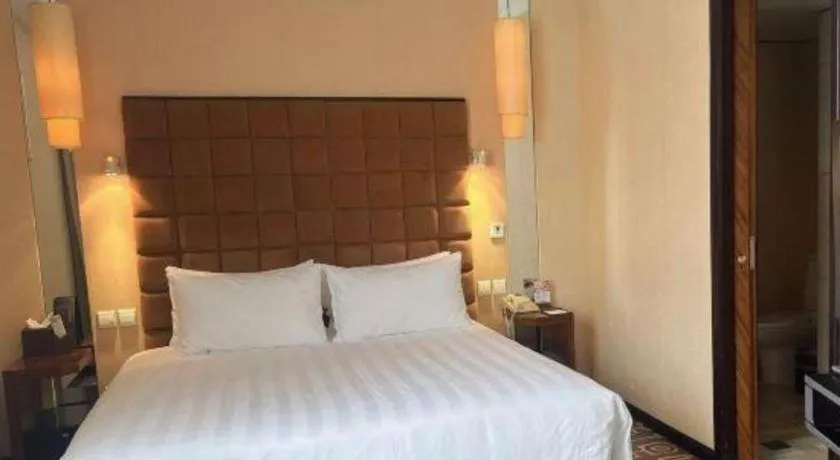 Bed in Sichuan Jinjiang Hotel