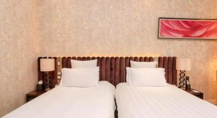 Bed in Sichuan Jinjiang Hotel