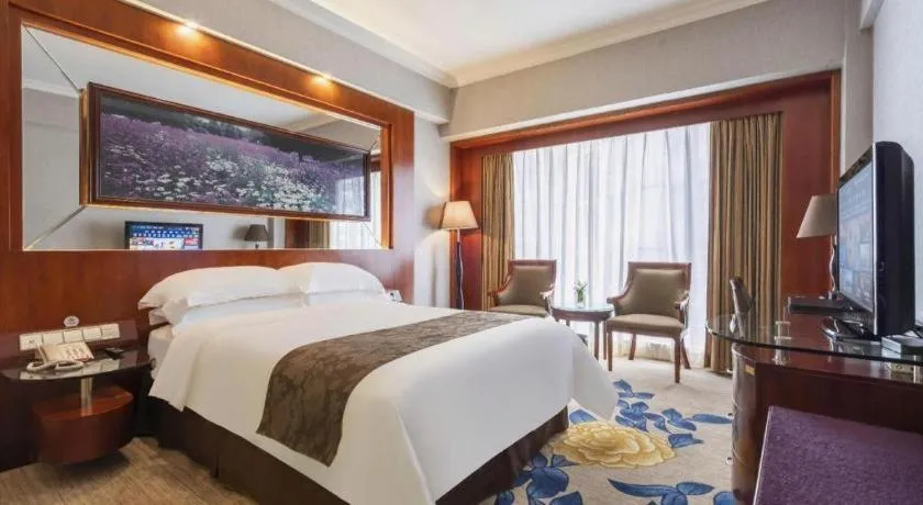 Bed in Shenzhen Hongfeng Hotel (Luohu Branch)