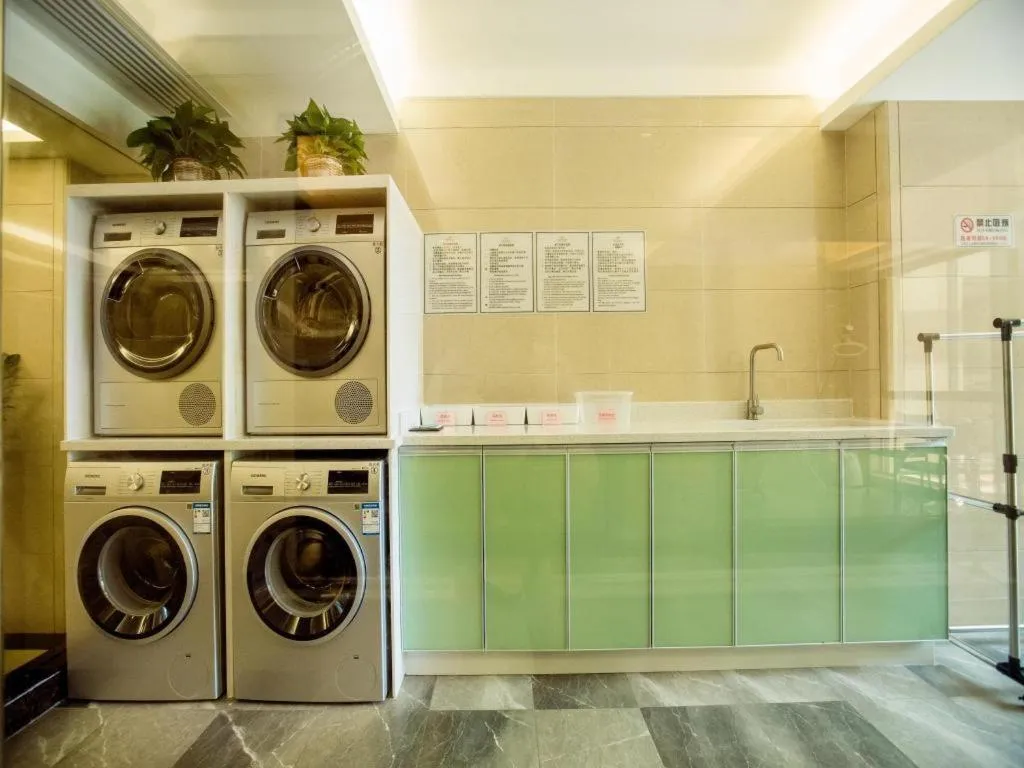 Shenzhen Hongfeng Hotel (Luohu Branch)