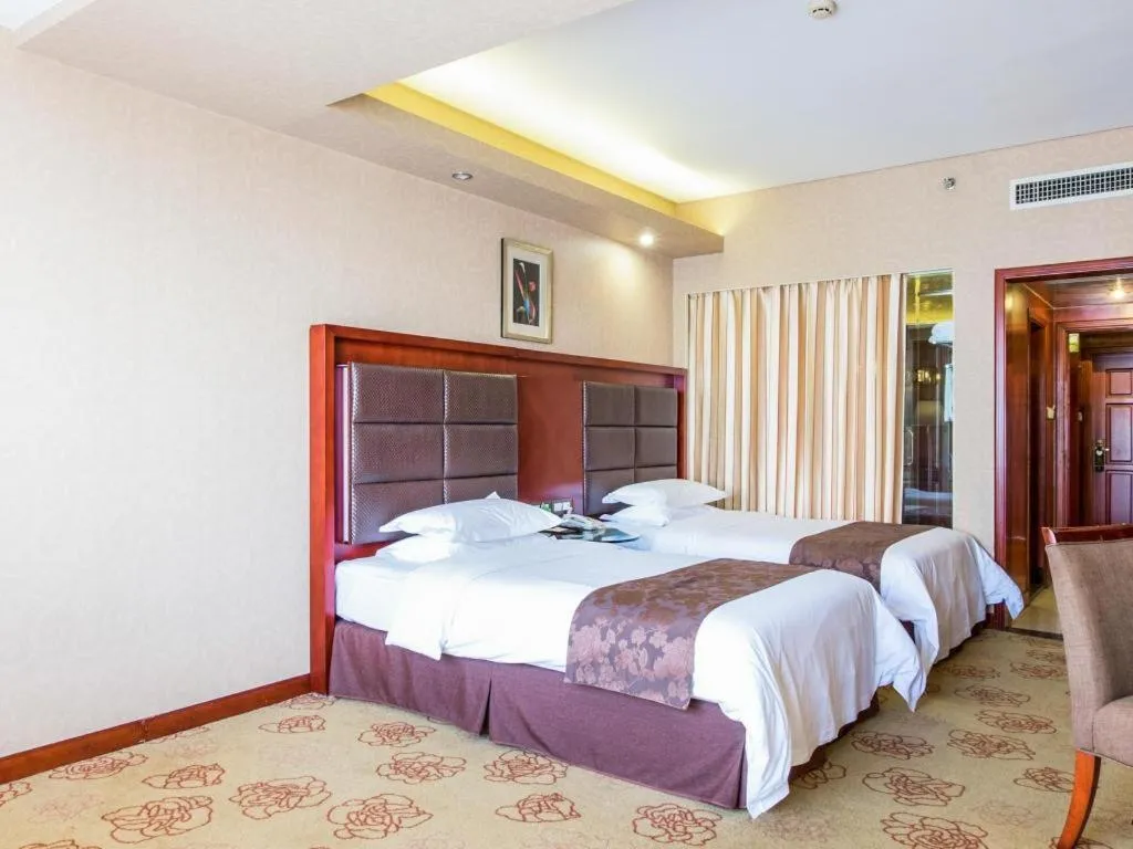 Bed in Shenzhen Hongfeng Hotel (Luohu Branch)