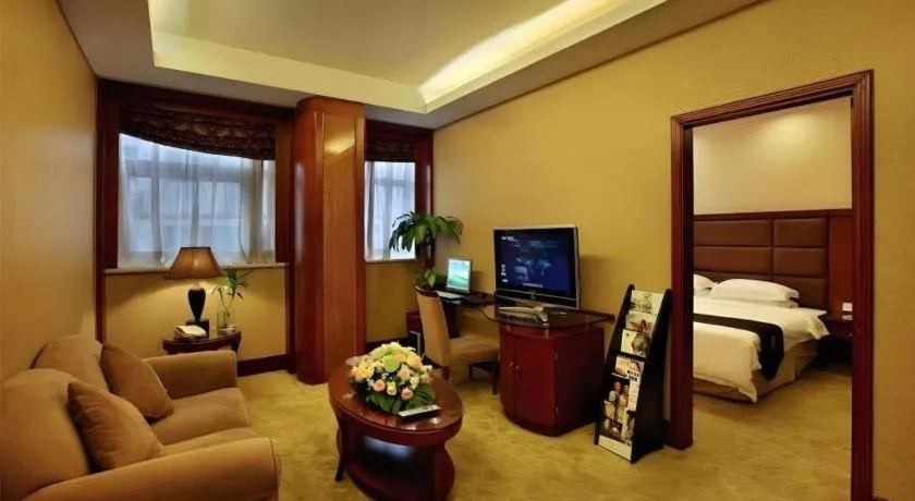 Bed in Shenzhen Hongfeng Hotel (Luohu Branch)