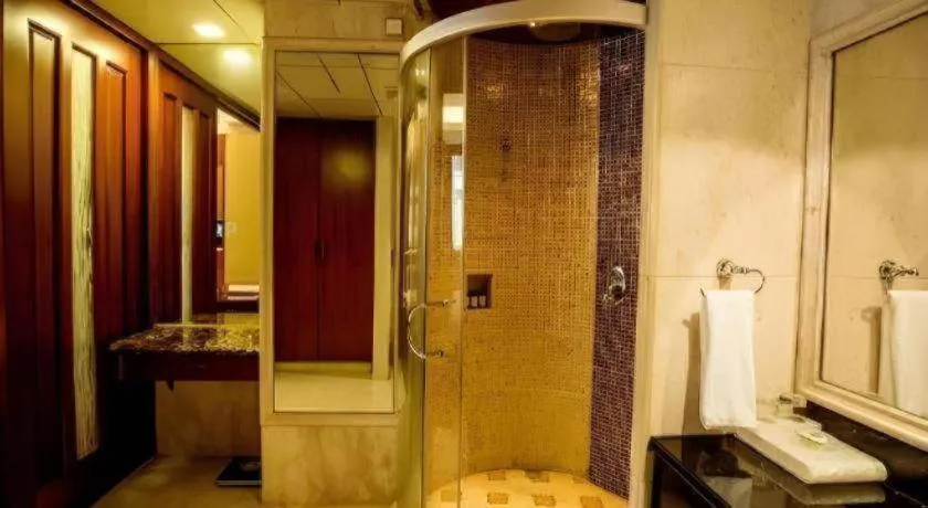 Shenzhen Hongfeng Hotel (Luohu Branch)