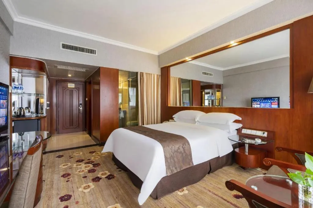 Bed in Shenzhen Hongfeng Hotel (Luohu Branch)