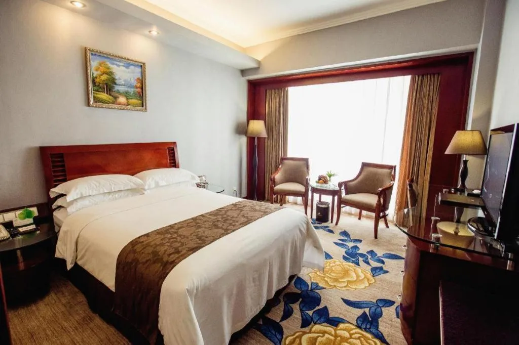 Bed in Shenzhen Hongfeng Hotel (Luohu Branch)