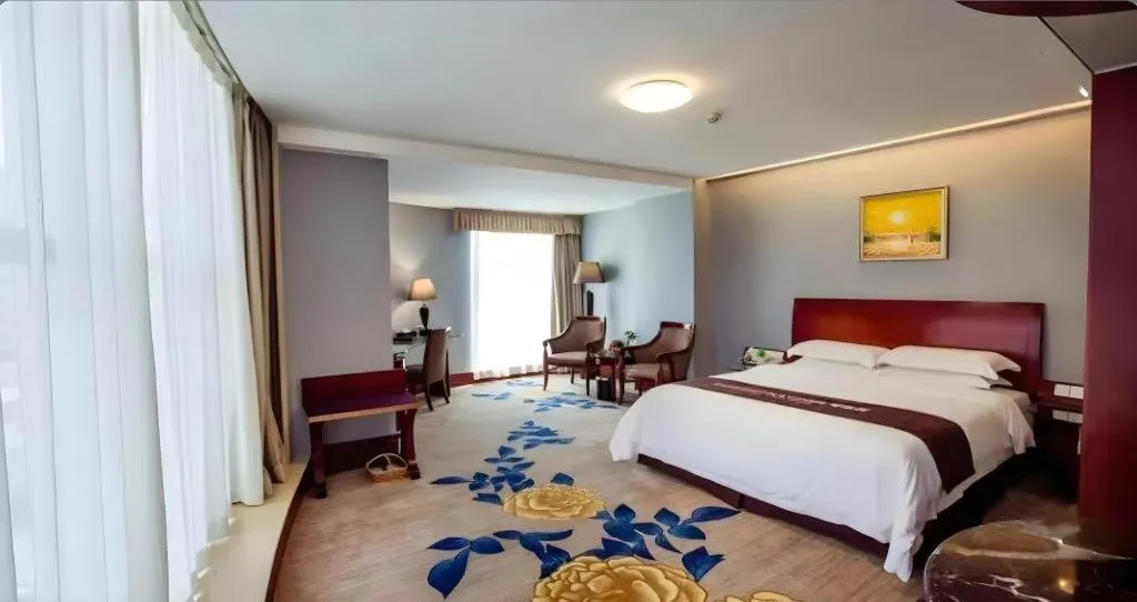 Bed in Shenzhen Hongfeng Hotel (Luohu Branch)
