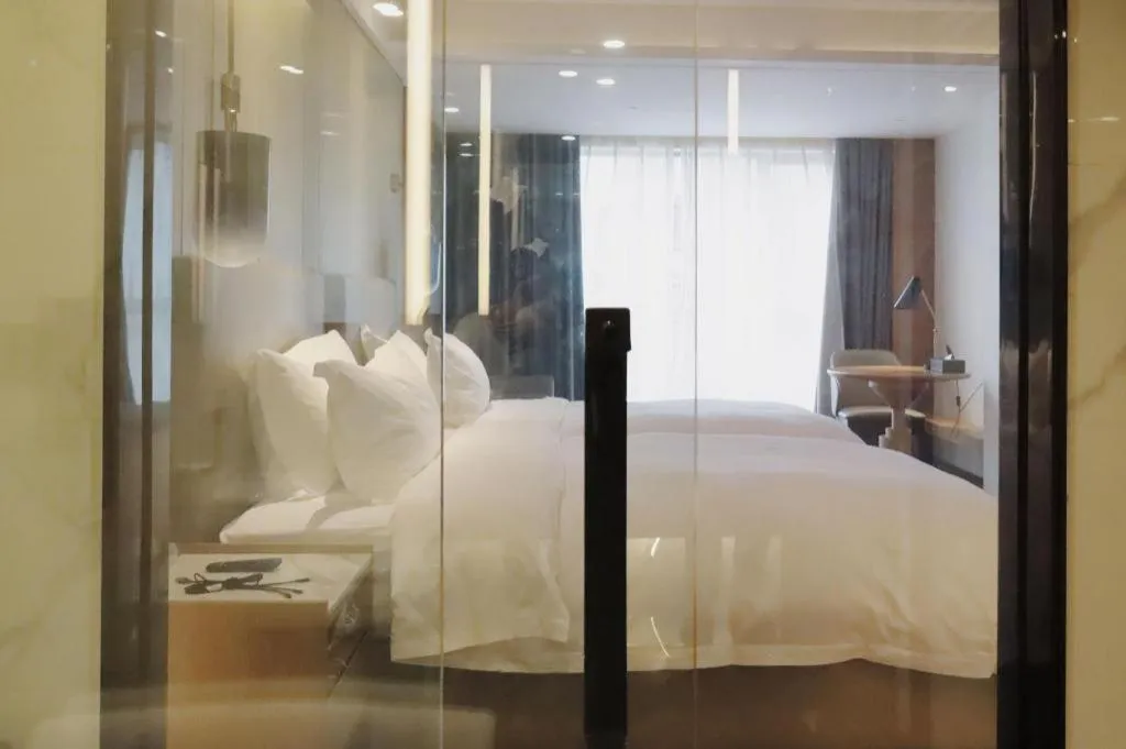 Bed in Shenzhen Hongfeng Hotel (Luohu Branch)